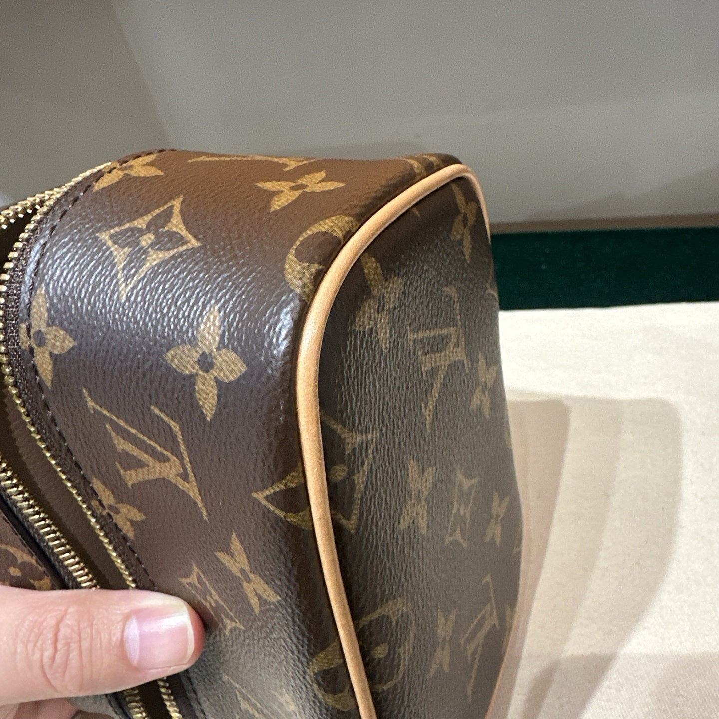 Louis Vuitton - Nice Nano - Monogram coated canvas with Vachetta leather trim and gold-tone hardware - Brown - (mini)