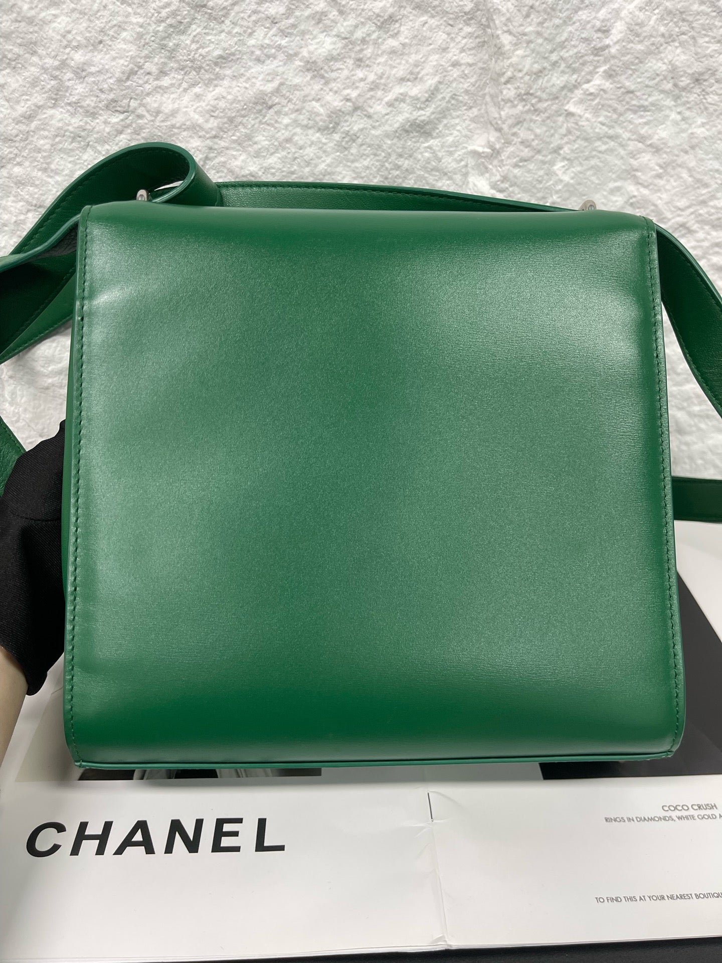 Bottega Veneta - Clip Shoulder Crossbody Bag - Calfskin leather - Green - (Small)