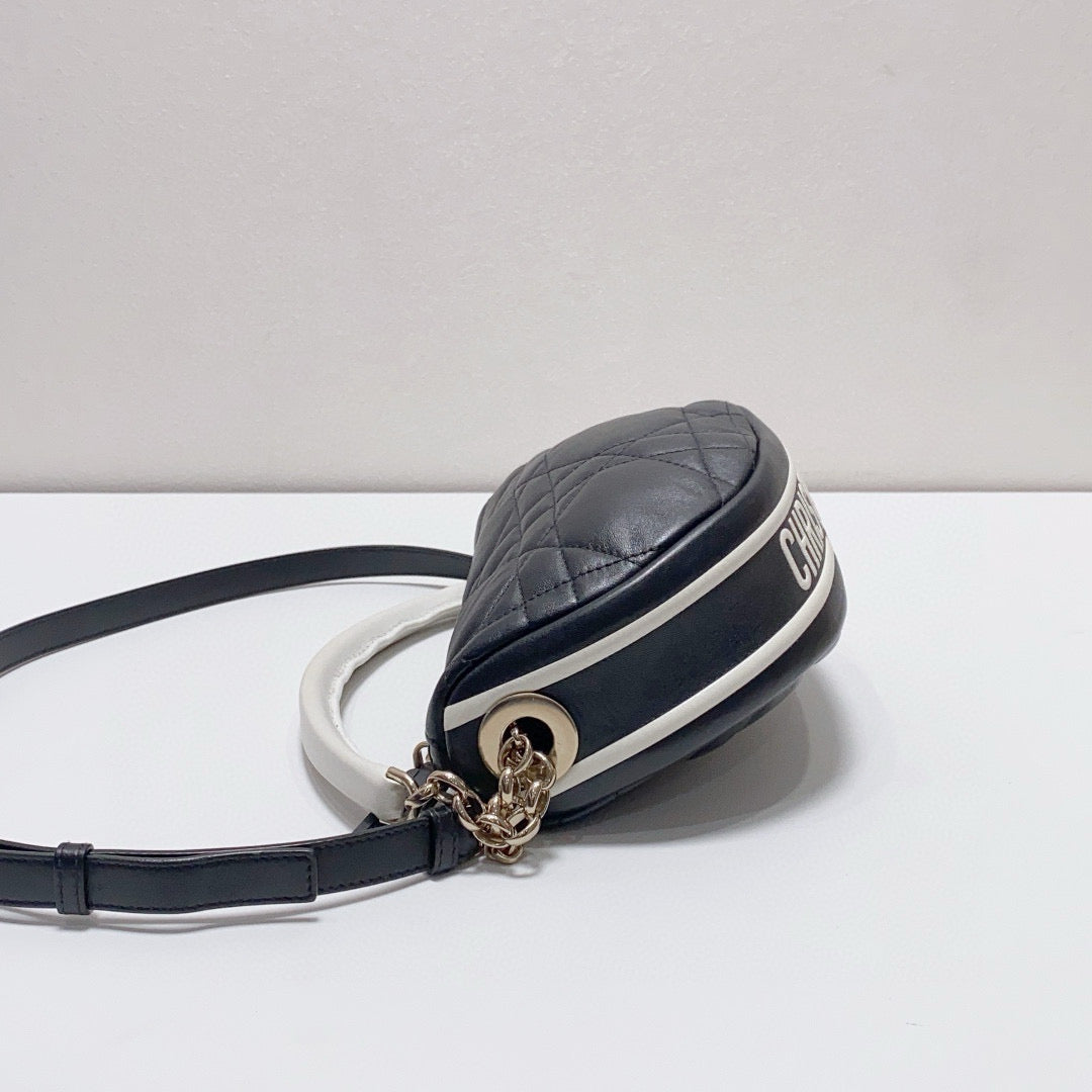 Dior - Dior Vibe Half-Moon Bag - Lambskin leather - Black - (small)