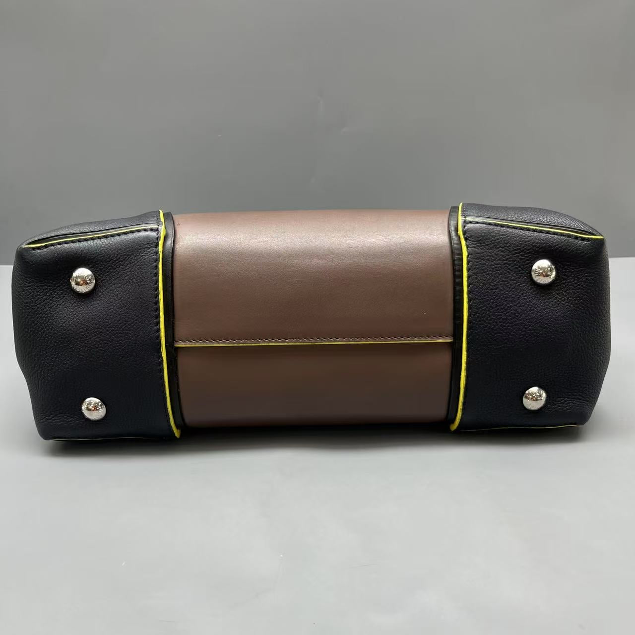Louis Vuitton - Lockme Cabas - Leather - Multicolour - (medium)