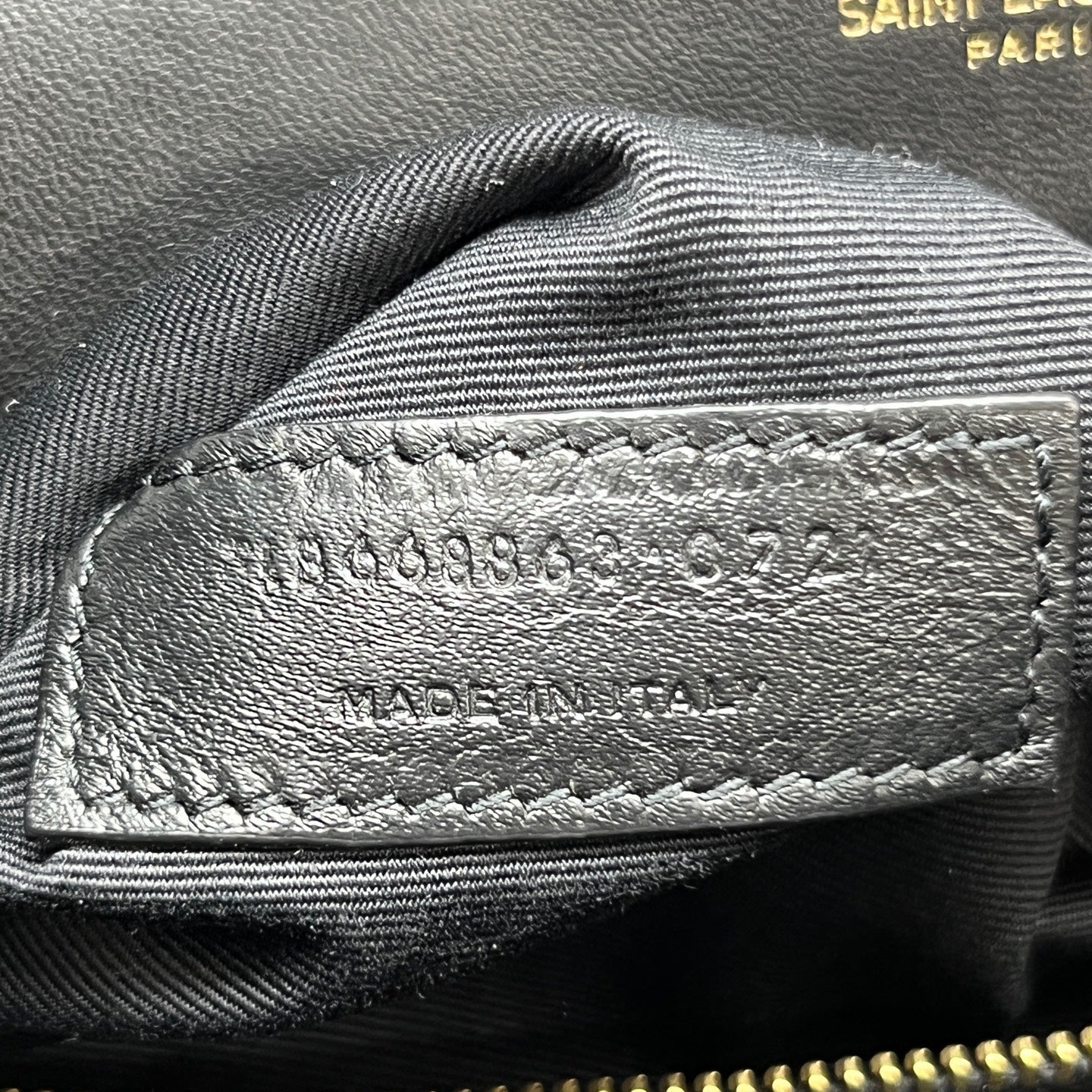 Saint Laurent - Gaby Envelope Bag - Quilted lambskin leather - Black with Gold-Tone Hardware - (medium)