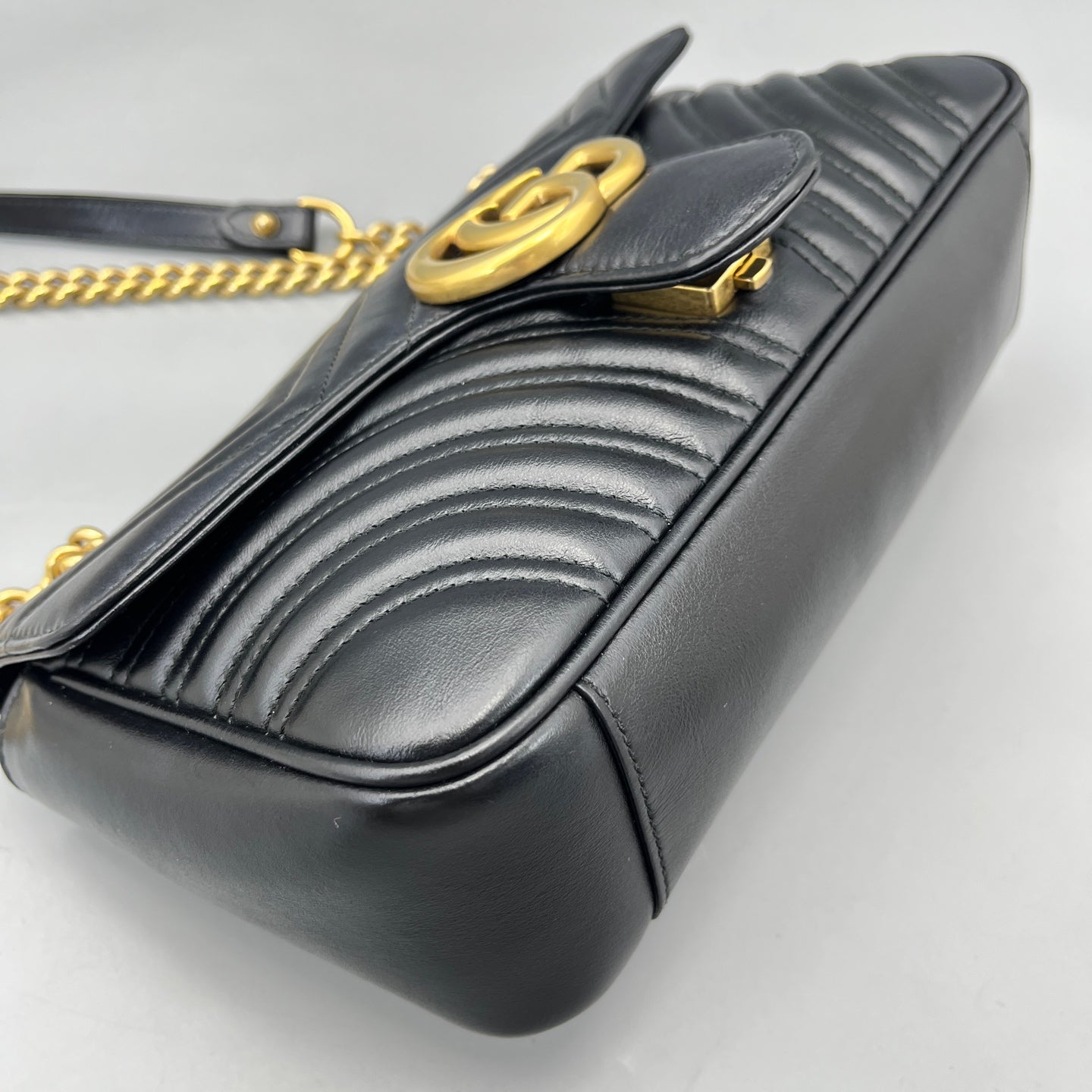 Gucci - GG Marmont Matelassé Small Shoulder Bag - Matelassé leather - Black with Gold-Tone Hardware - (Small)