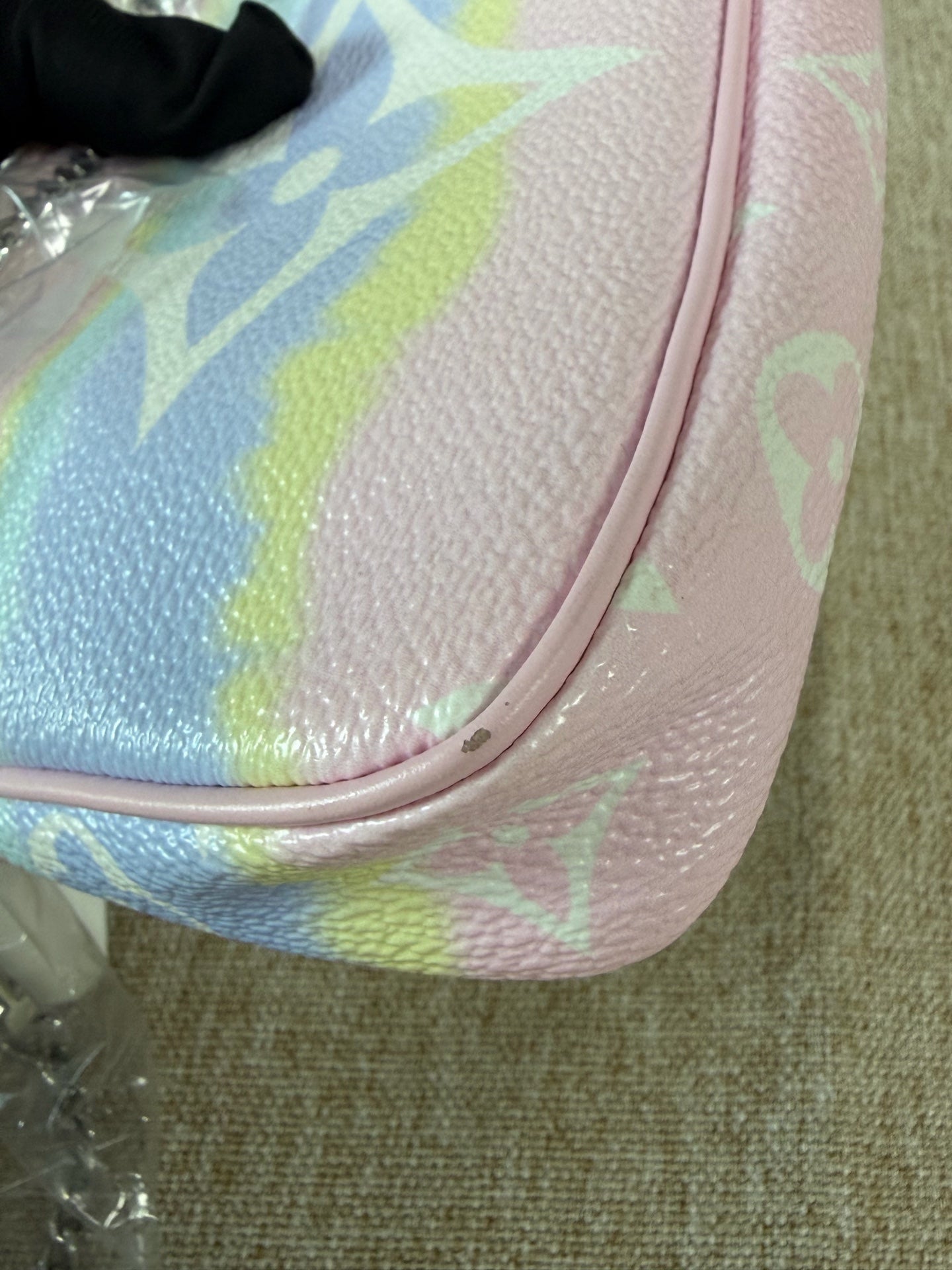 Louis Vuitton - Mini Pochette Accessoires - Monogram coated canvas - Multicolour - (mini)