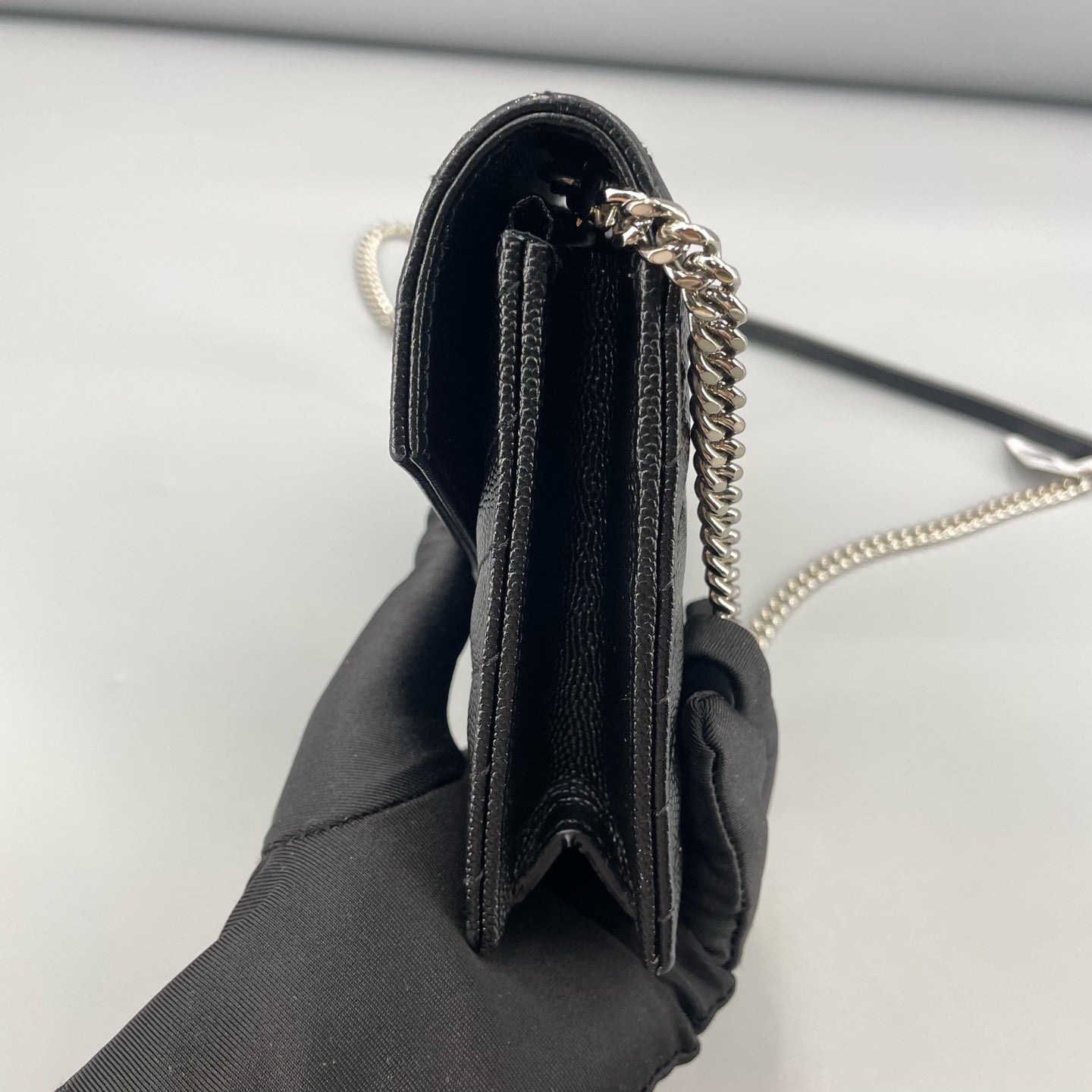 Saint Laurent - Envelope Chain Wallet Small - Grained leather - Black - (mini)