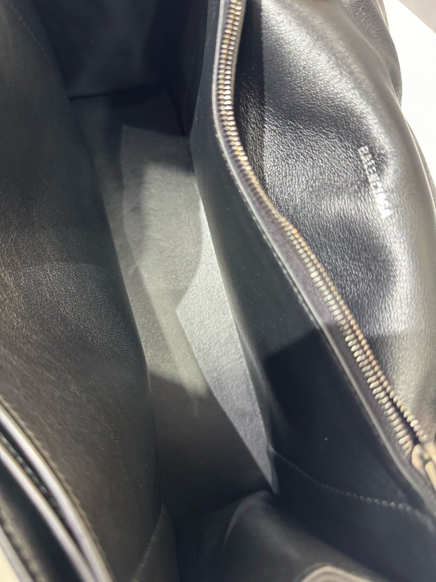 Balenciaga - Crush Medium Shoulder Bag - Padded polyamide with a unique leather-like finish - Black - (medium)