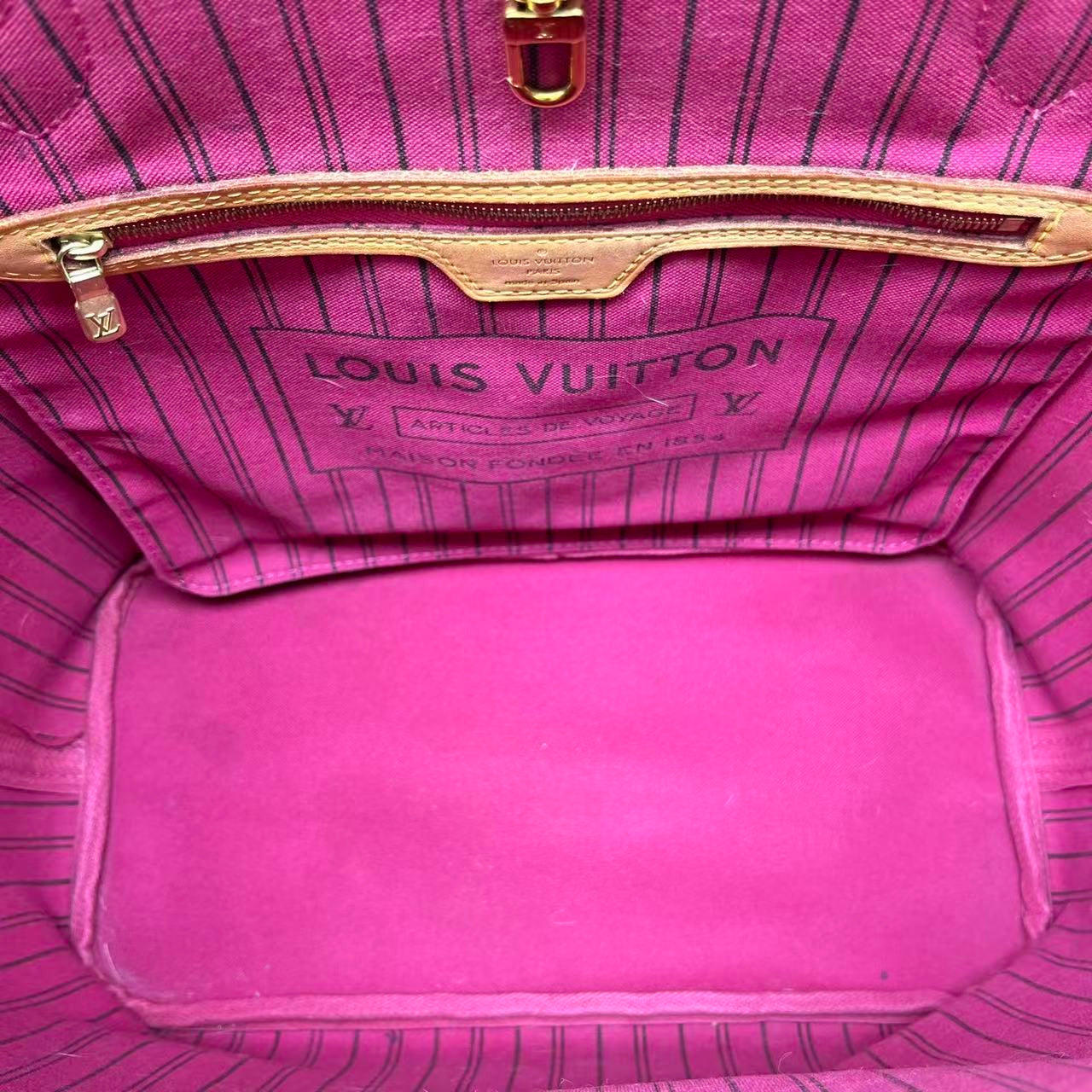 Louis Vuitton - Neverfull MM - Monogram coated canvas with Vachetta leather trim and textile lining - Brown - (Medium)