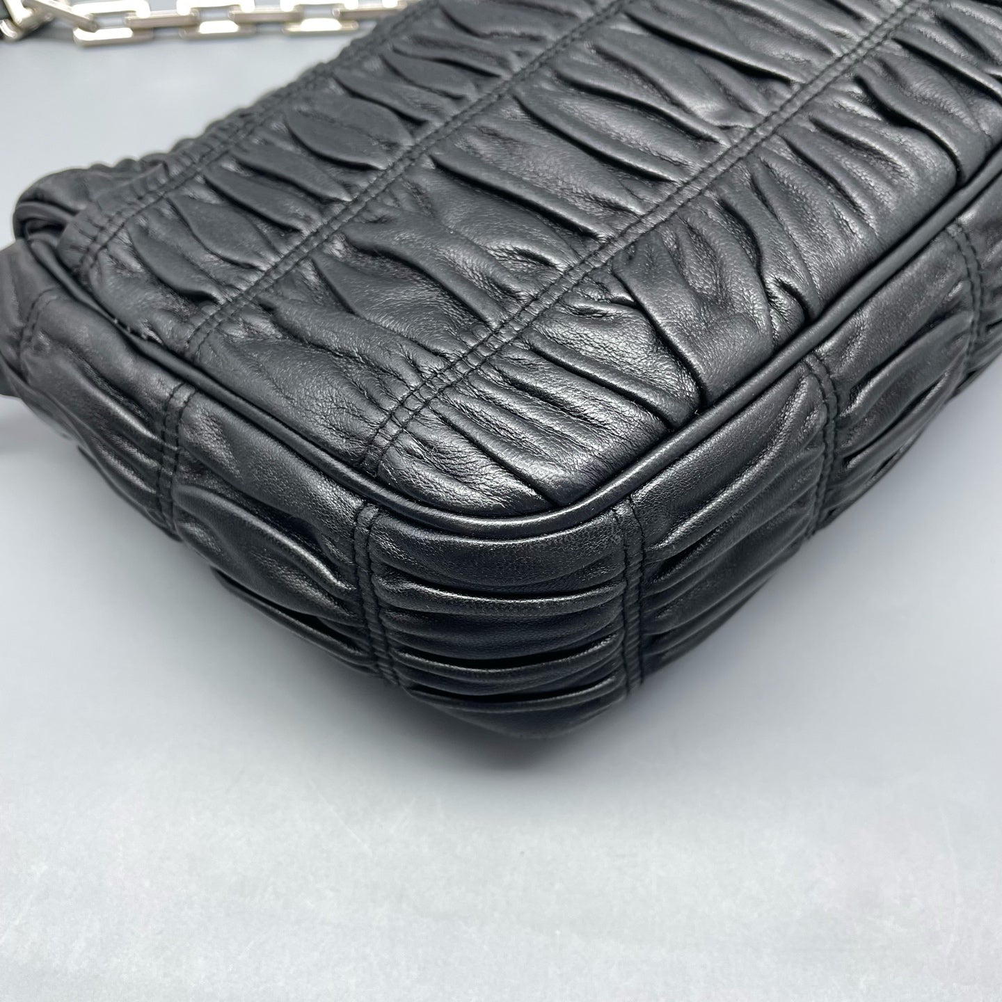 Prada - Gaufre Chain Shoulder Bag - Leather - Black - (small)