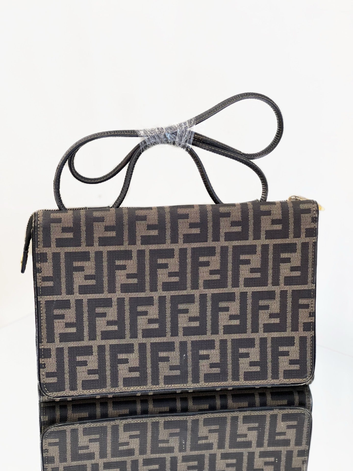 Fendi - Vintage Double-Sided Zucca Shoulder Bag - Zucca canvas and textured leather - Brown - (small)