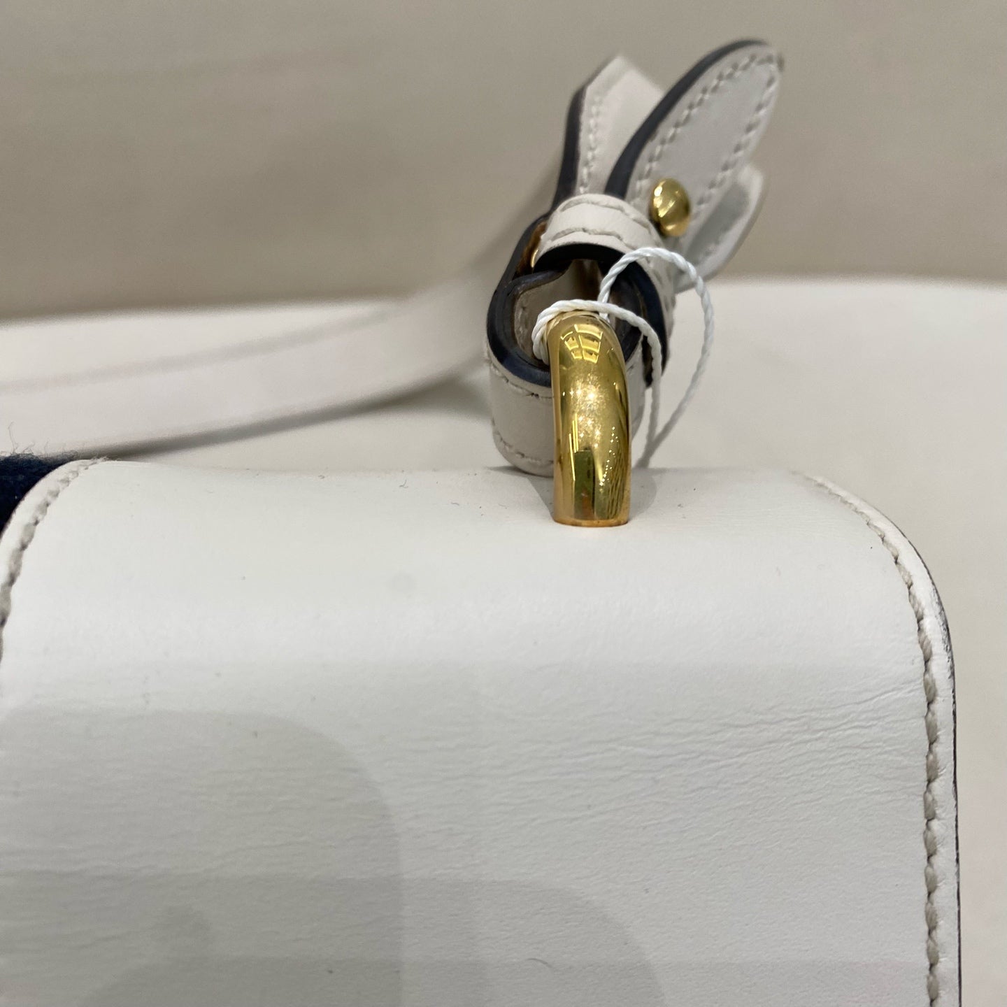 Gucci - Sylvie - Leather - White - (medium)
