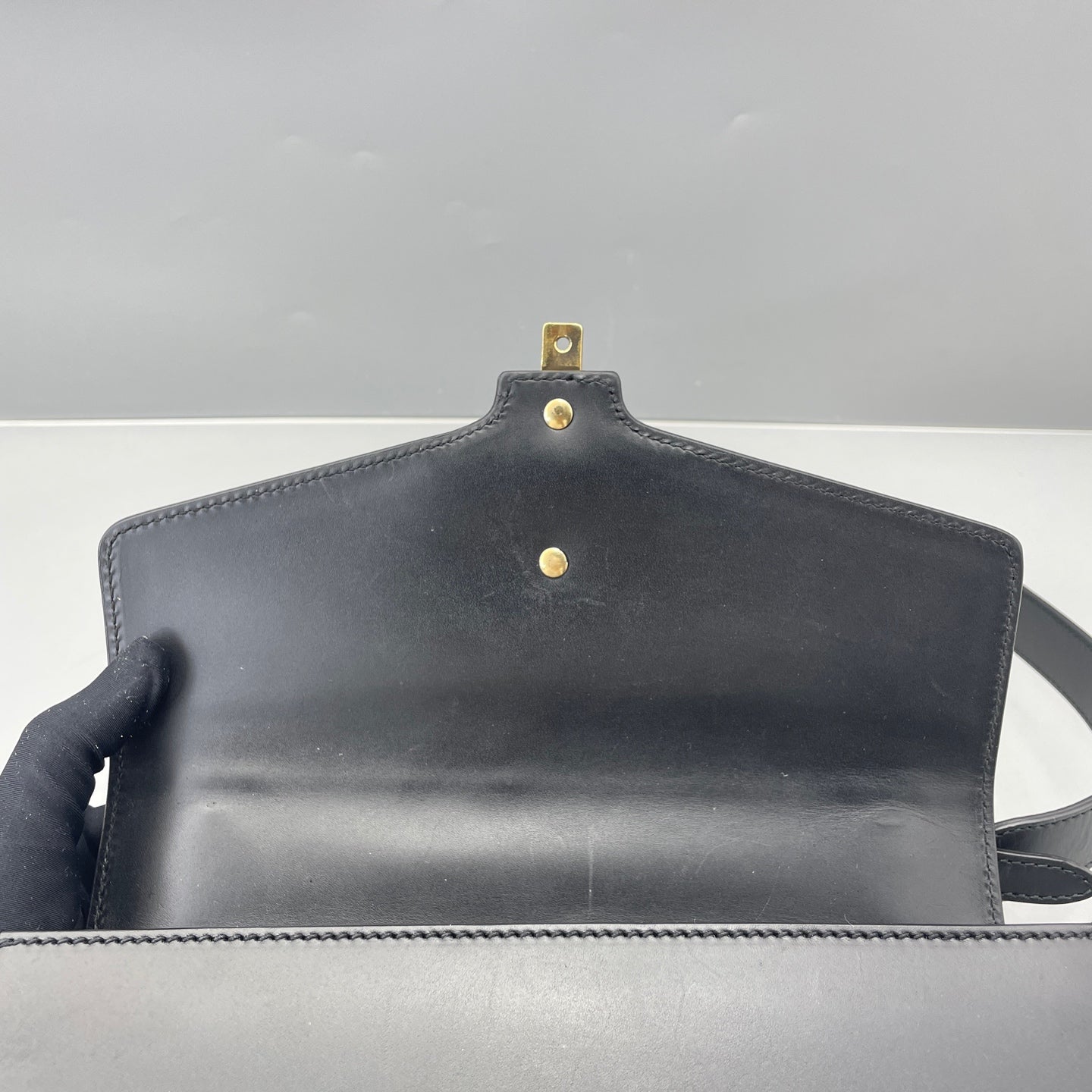 Gucci - Sylvie - Leather - Black - (medium)