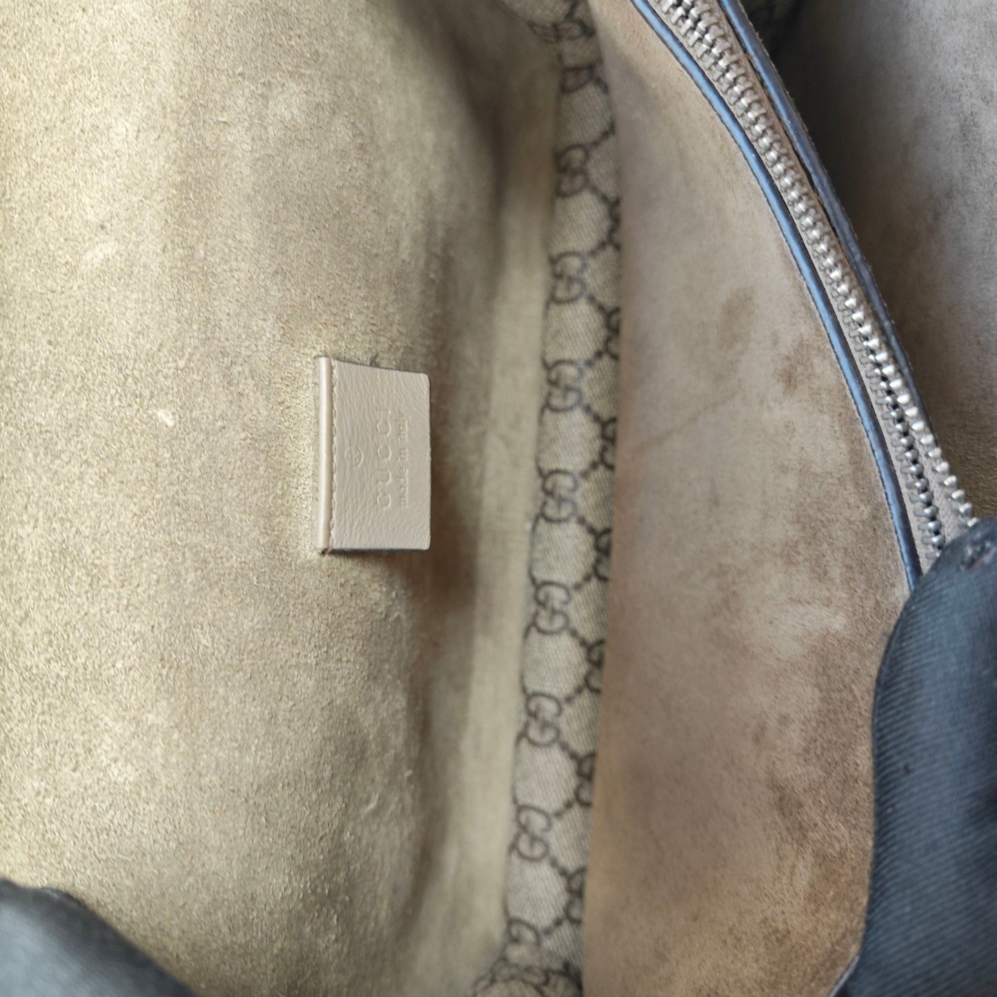 Gucci - Dionysus Shoulder Bag - GG Supreme coated canvas with suede leather trim and interior - Beige (canvas) and Camel (suede) with Aged Silver-Tone Hardware - (Medium)