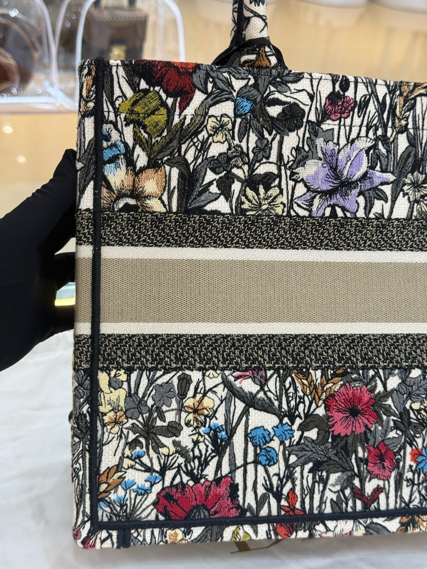 Dior - Dior Book Tote Limited Edition "Wheat and Hibiscus" - Embroidered canvas - Multicolour - (medium)