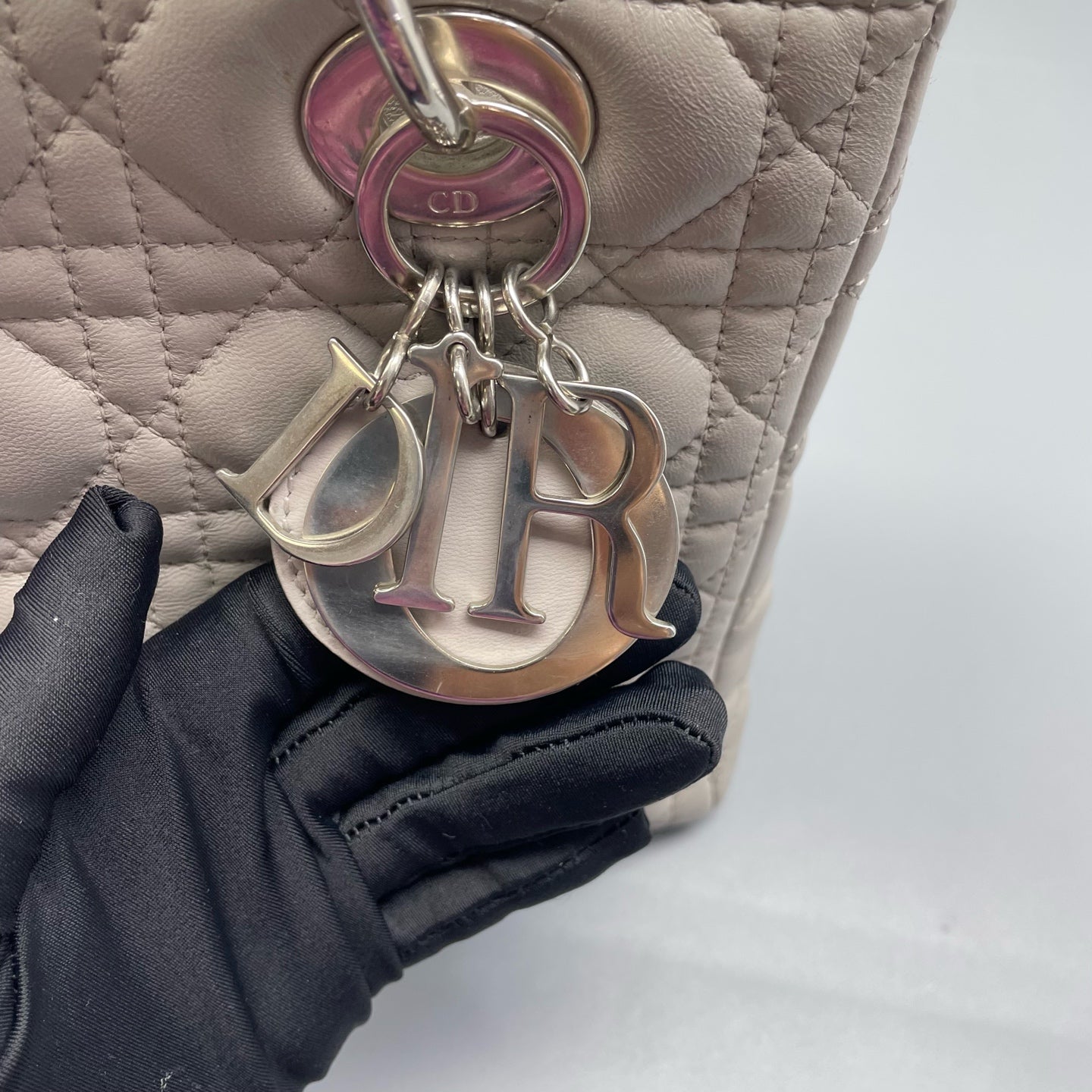 Dior - Lady Dior - Cannage quilted lambskin leather - Grey with Silver-Tone Hardware - (Medium)