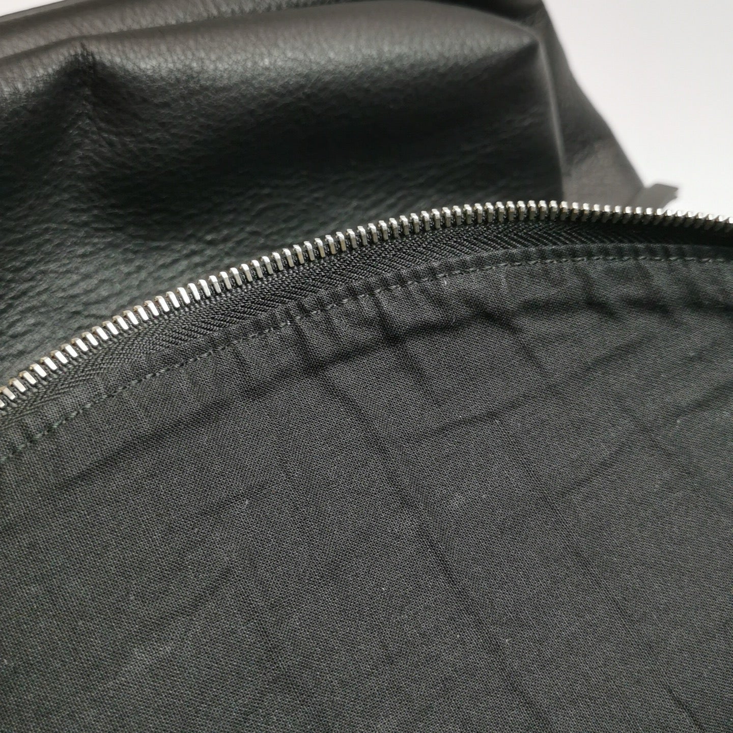 Balenciaga - Explorer Backpack - Leather - Black - (Large)