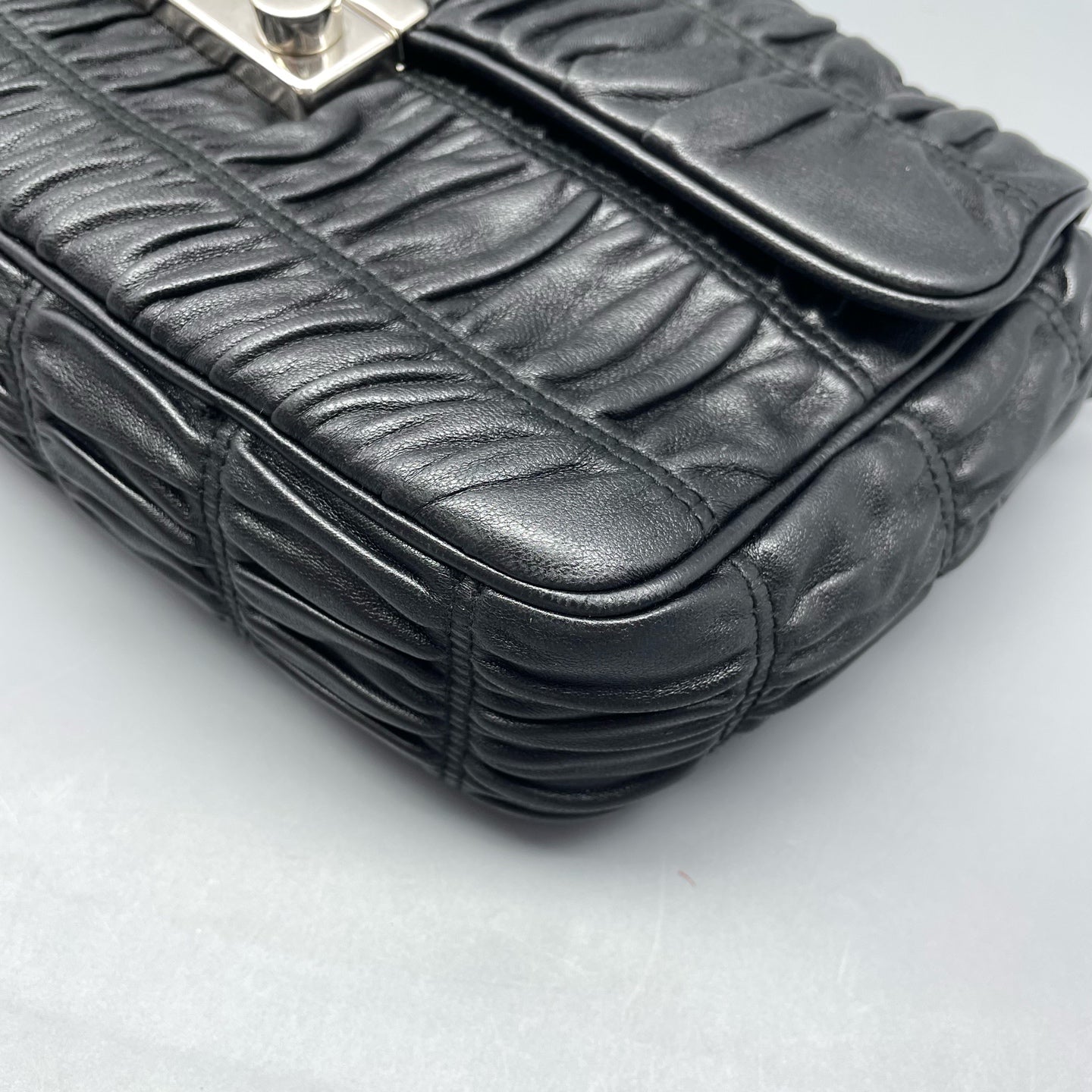 Prada - Gaufre Chain Shoulder Bag - Leather - Black - (small)