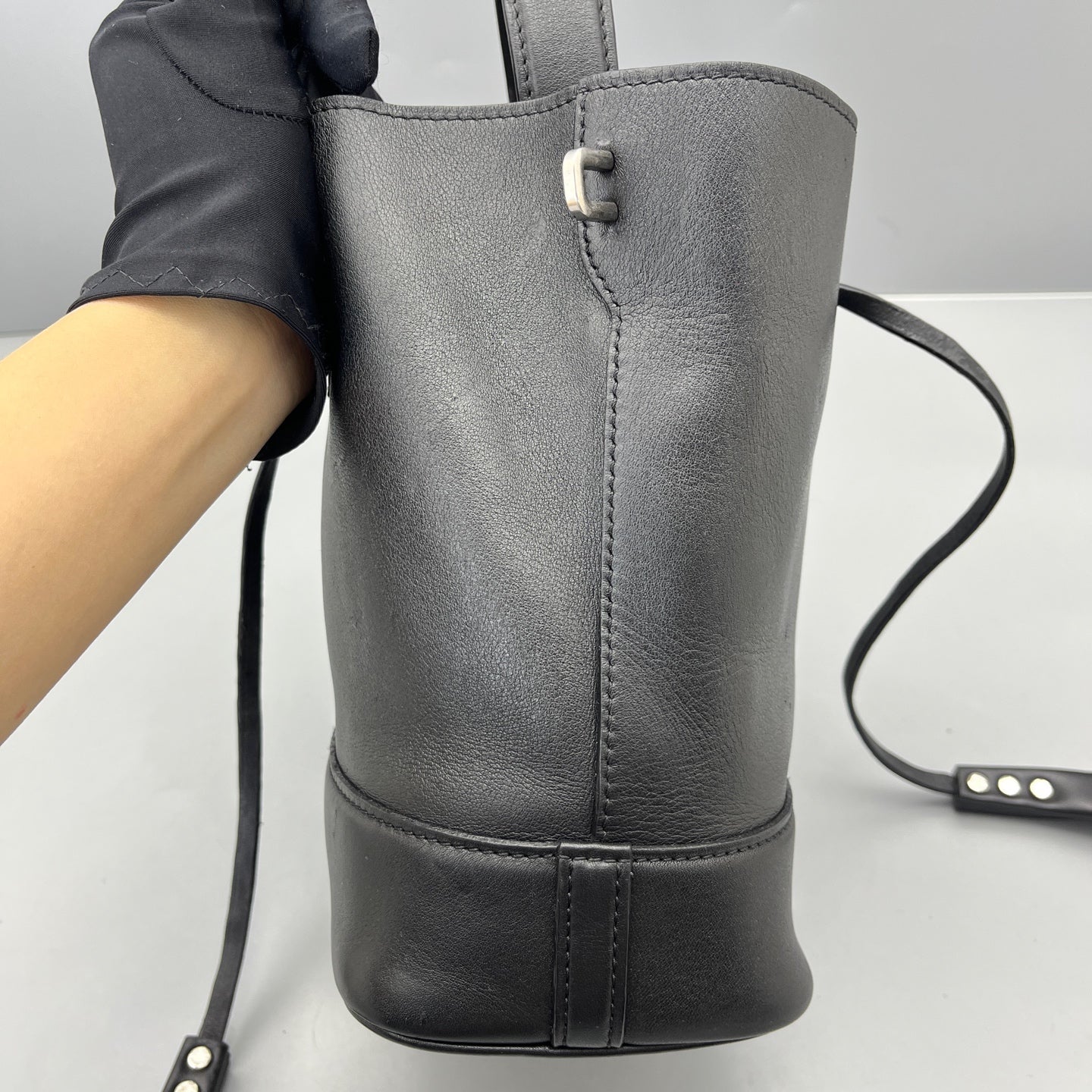 Louis Vuitton - Show Model Limited Edition Bucket Mother-Child Bag - Leather - Black - (Medium)