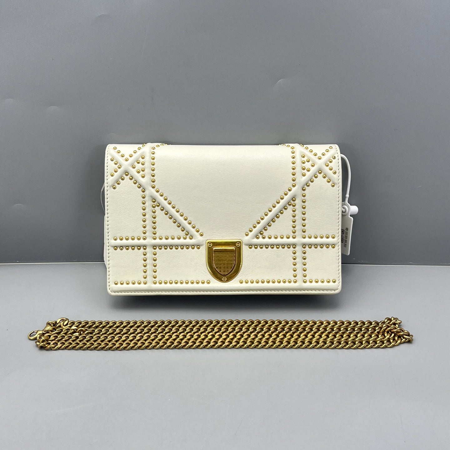 Dior - Diorama Shield Studded Flap Bag - Leather - White - (small)