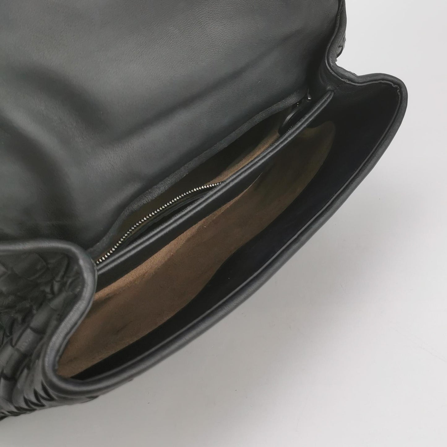 Bottega Veneta - Intrecciato Chain Flap Bag - Leather - Black - (Medium)