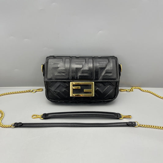 Fendi - Baguette - Leather - Black - (mini)