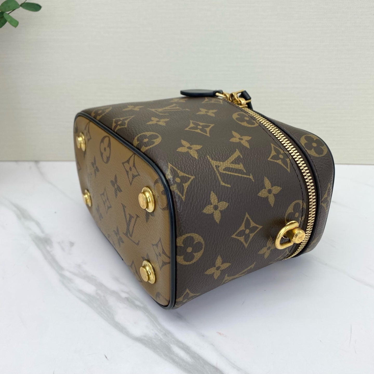 Louis Vuitton - Vanity Case PM / Nice Mini Reverse Monogram - Monogram coated canvas with leather trim - Brown - (Mini)