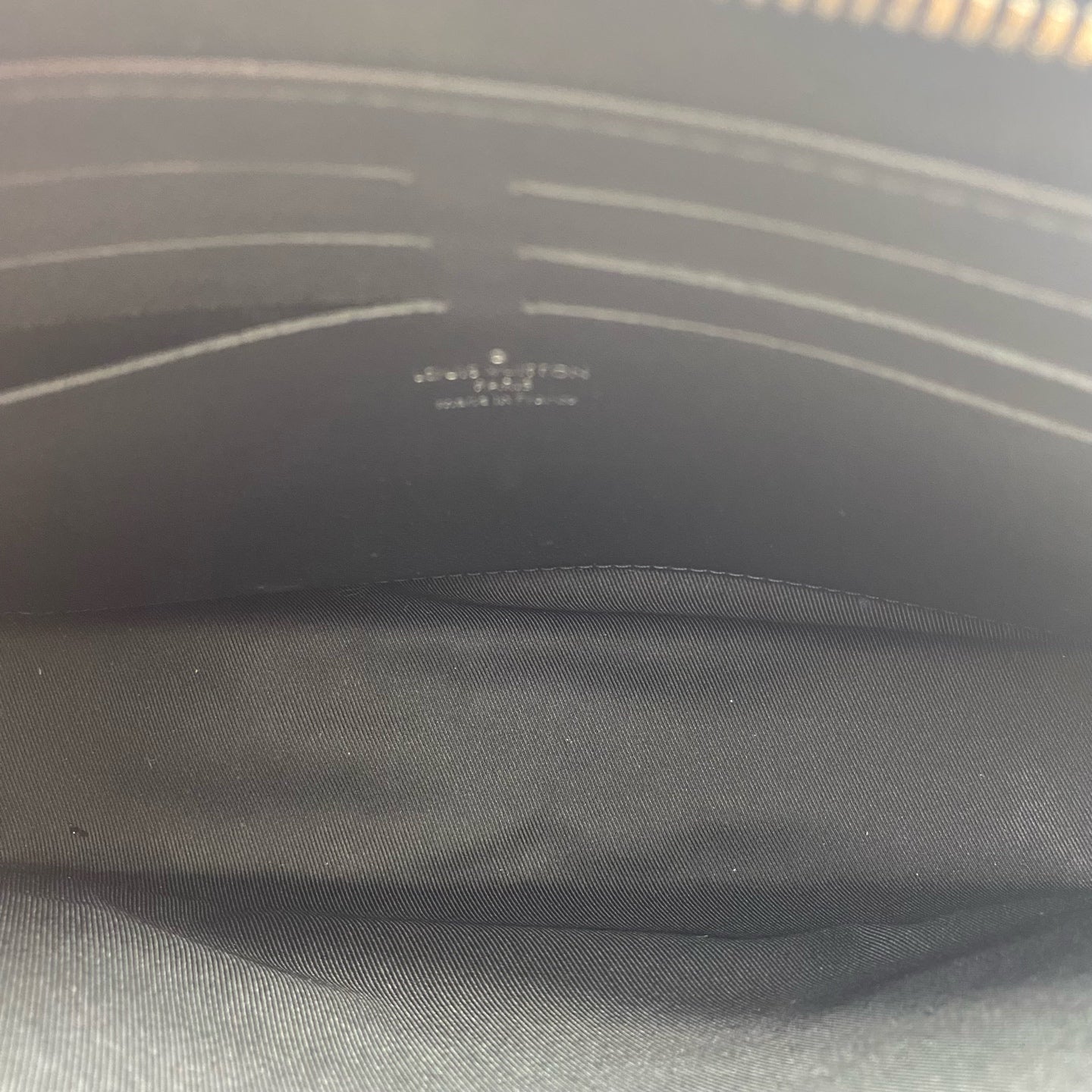 Louis Vuitton - Pochette Voyage GM - Coated canvas with leather trim - Black - (large)