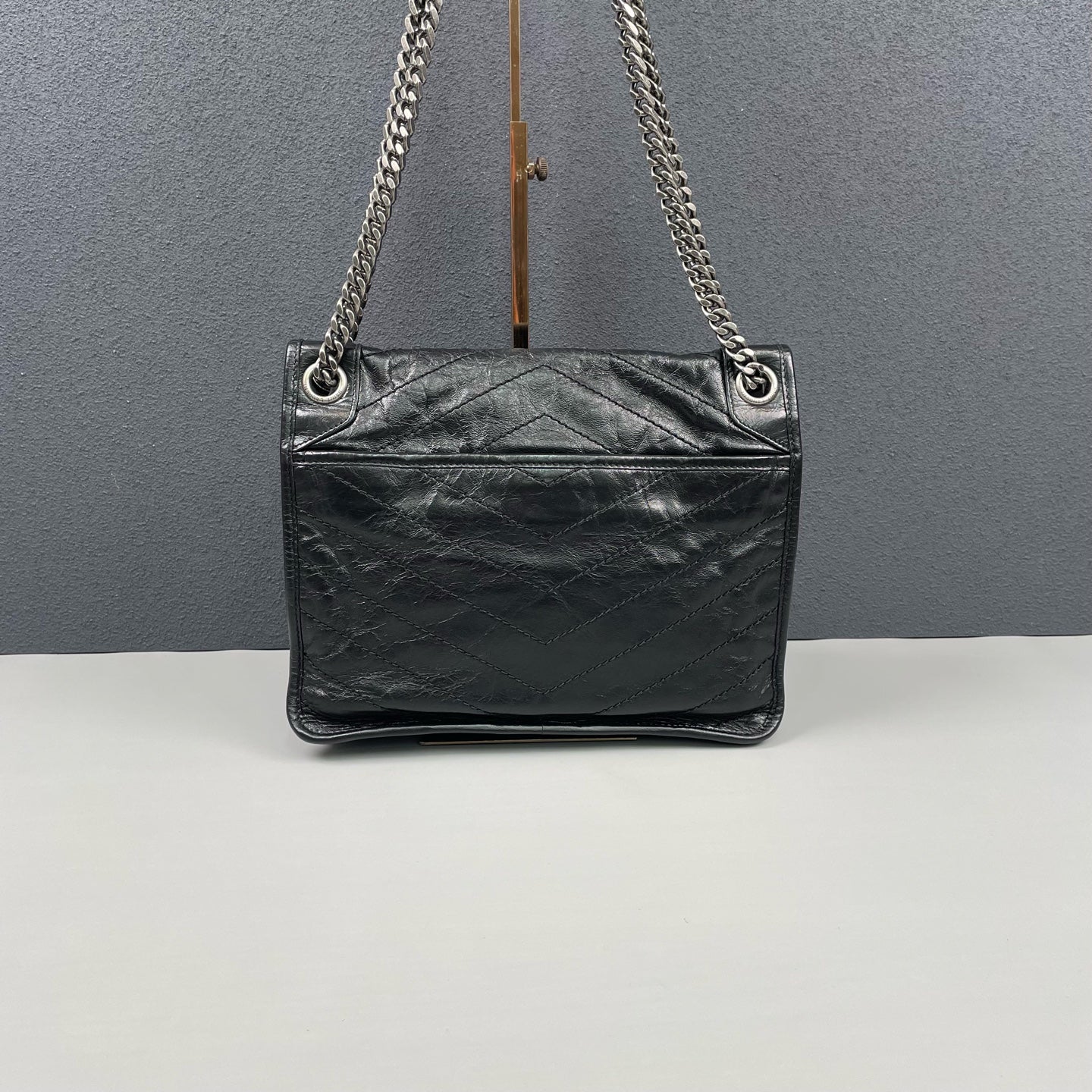 Saint Laurent - Niki Medium Chain Bag - Leather - Black - (Medium)