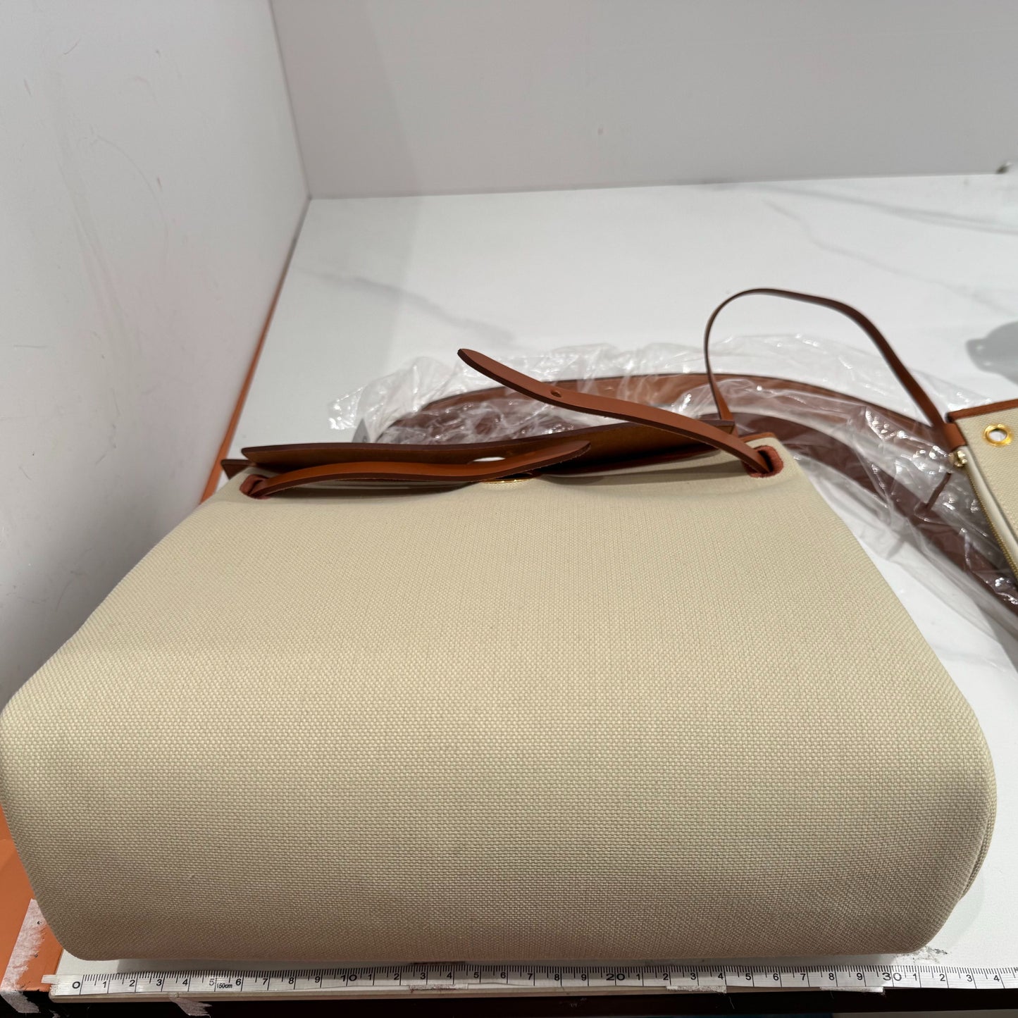 Hermes - Herbag Zip 31 Retourne - Canvas and Leather - Beige and Brown with Gold-Tone Hardware - (Medium)