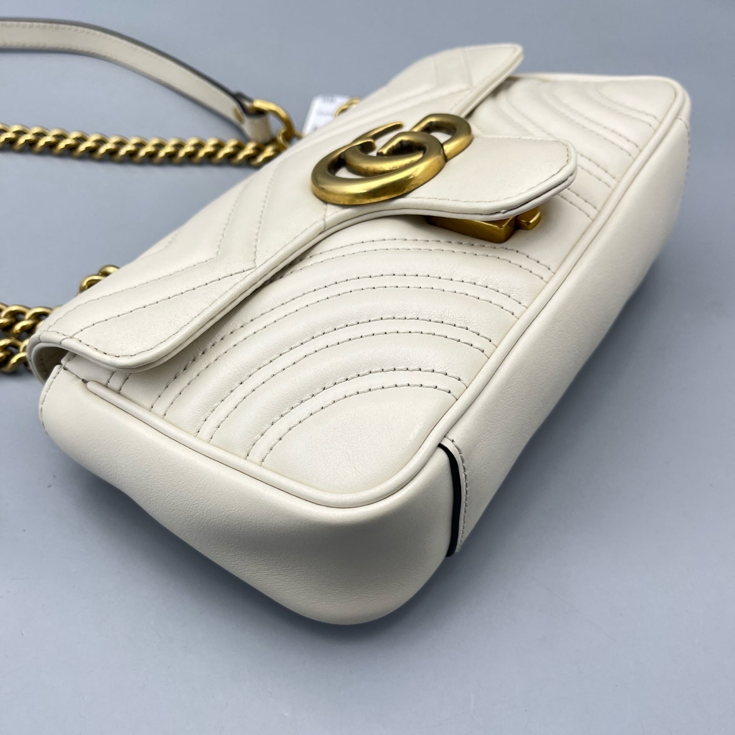 Gucci - GG Marmont Matelassé Mini - Leather - Off-white with Gold-Tone Hardware - (mini)