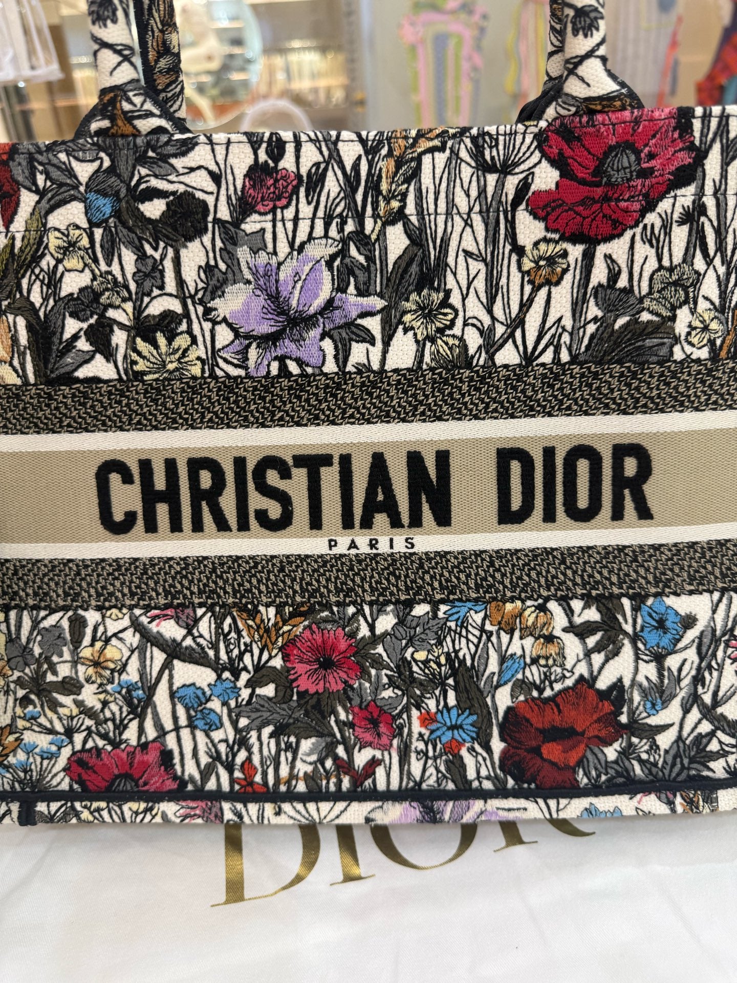 Dior - Dior Book Tote Limited Edition "Wheat and Hibiscus" - Embroidered canvas - Multicolour - (medium)