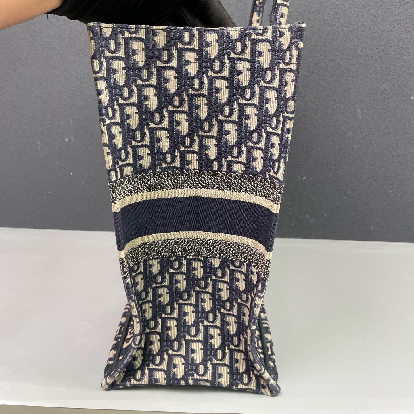 Dior - Book Tote Large - Embroidered Dior Oblique jacquard canvas - Blue - (large)