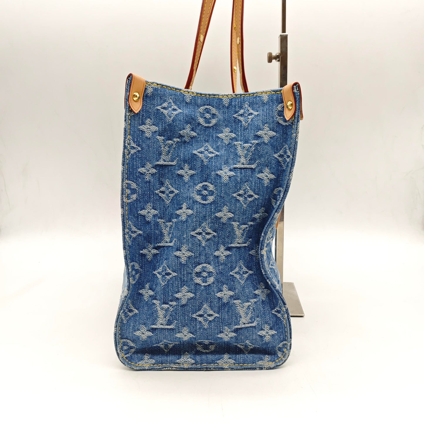 Louis Vuitton - OnTheGo - Denim - Jeans - Blue - (Large)