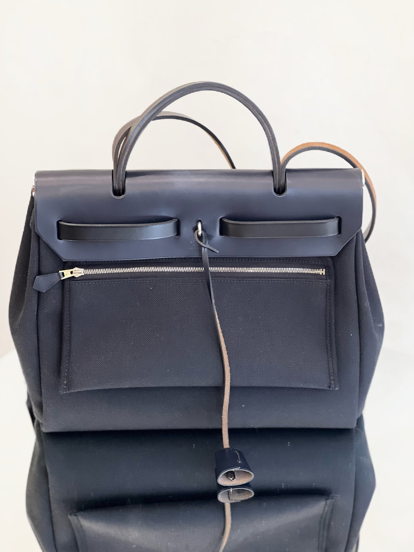 Hermes - Herbag 31 - Canvas with Vachetta Hunter Leather trim - Black - (medium)