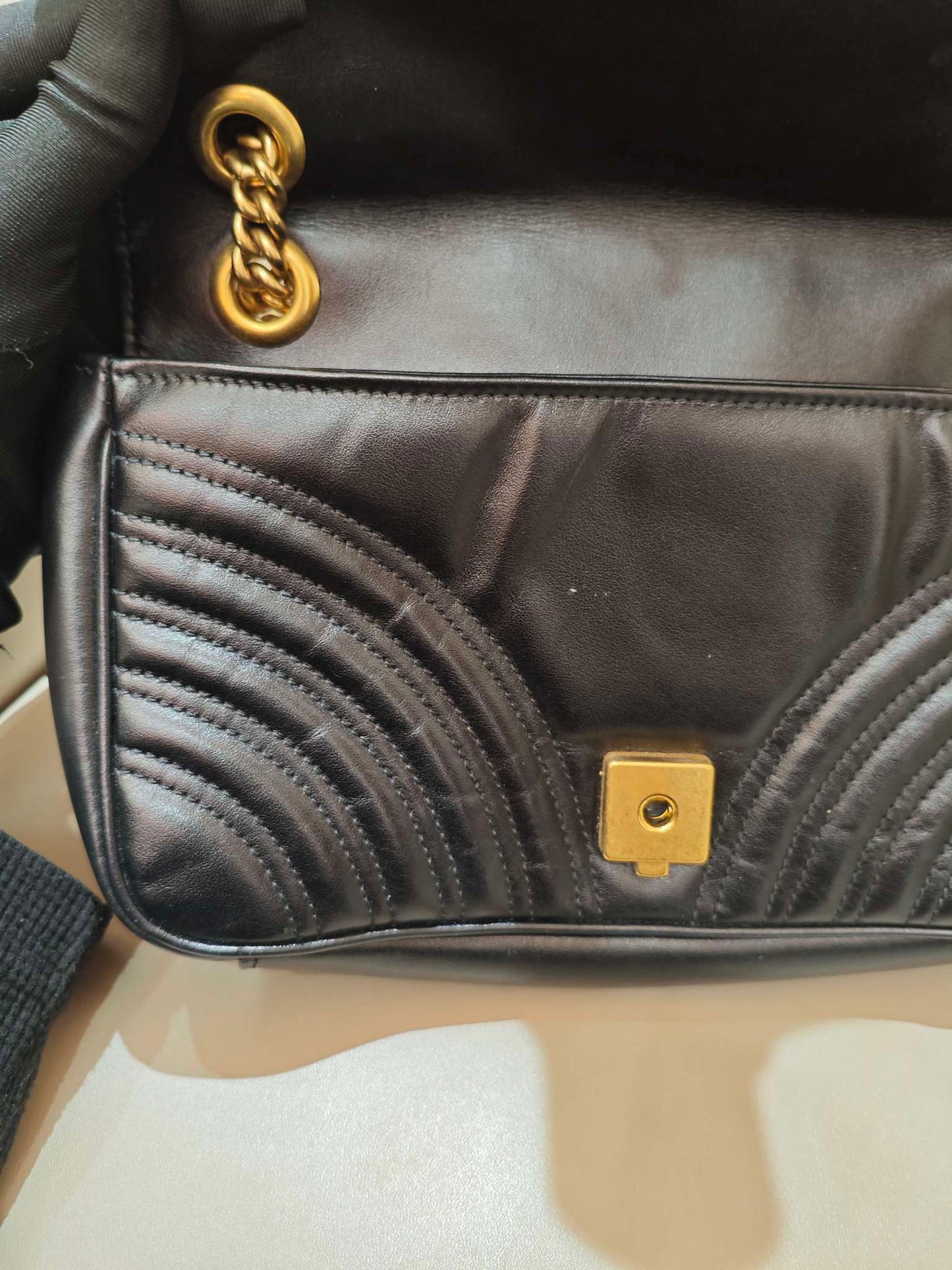 Gucci - Marmont 26 - Leather - Black - (Medium)
