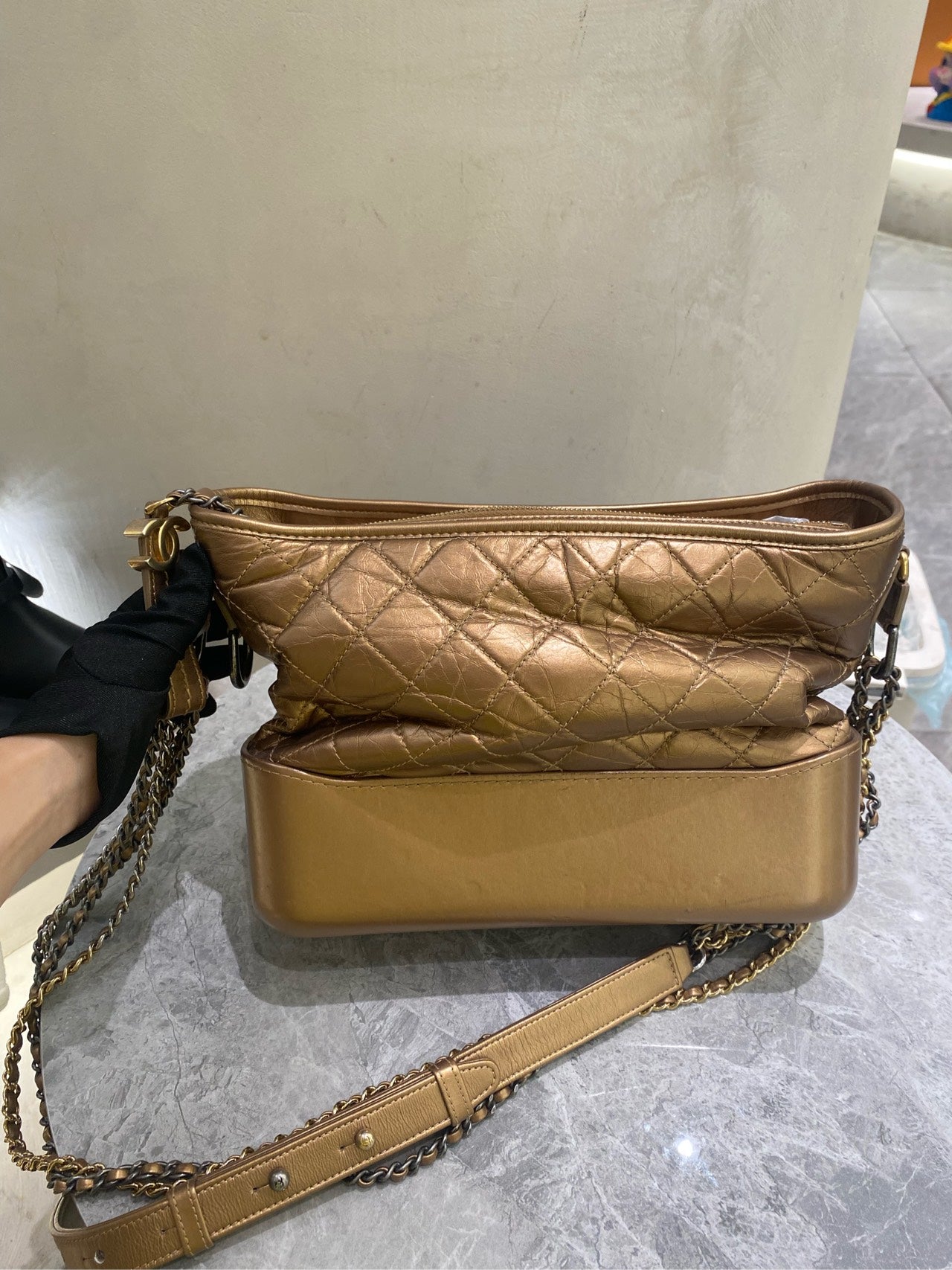 Chanel - Gabrielle Hobo Bag - Aged calfskin and smooth calfskin - Gold - (Medium)