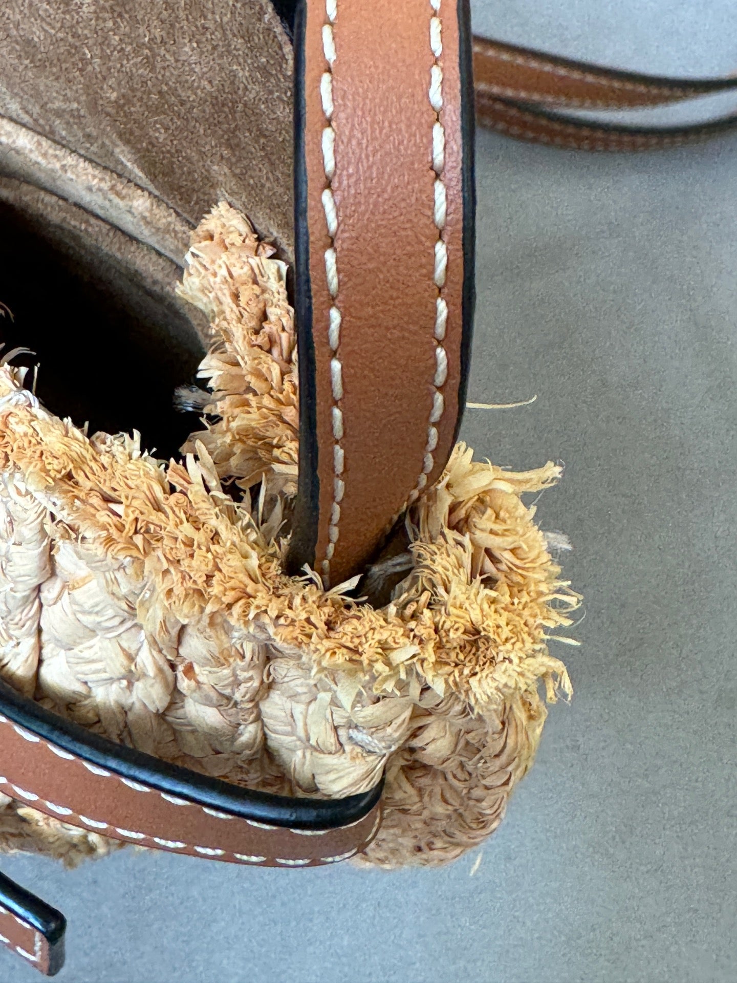LOEWE - Gate Mini - Cowhide leather and woven straw - Brown - (mini)