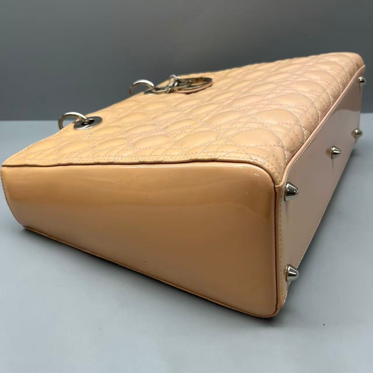 Dior - Lady Dior Bag - Patent leather - Beige - (large)