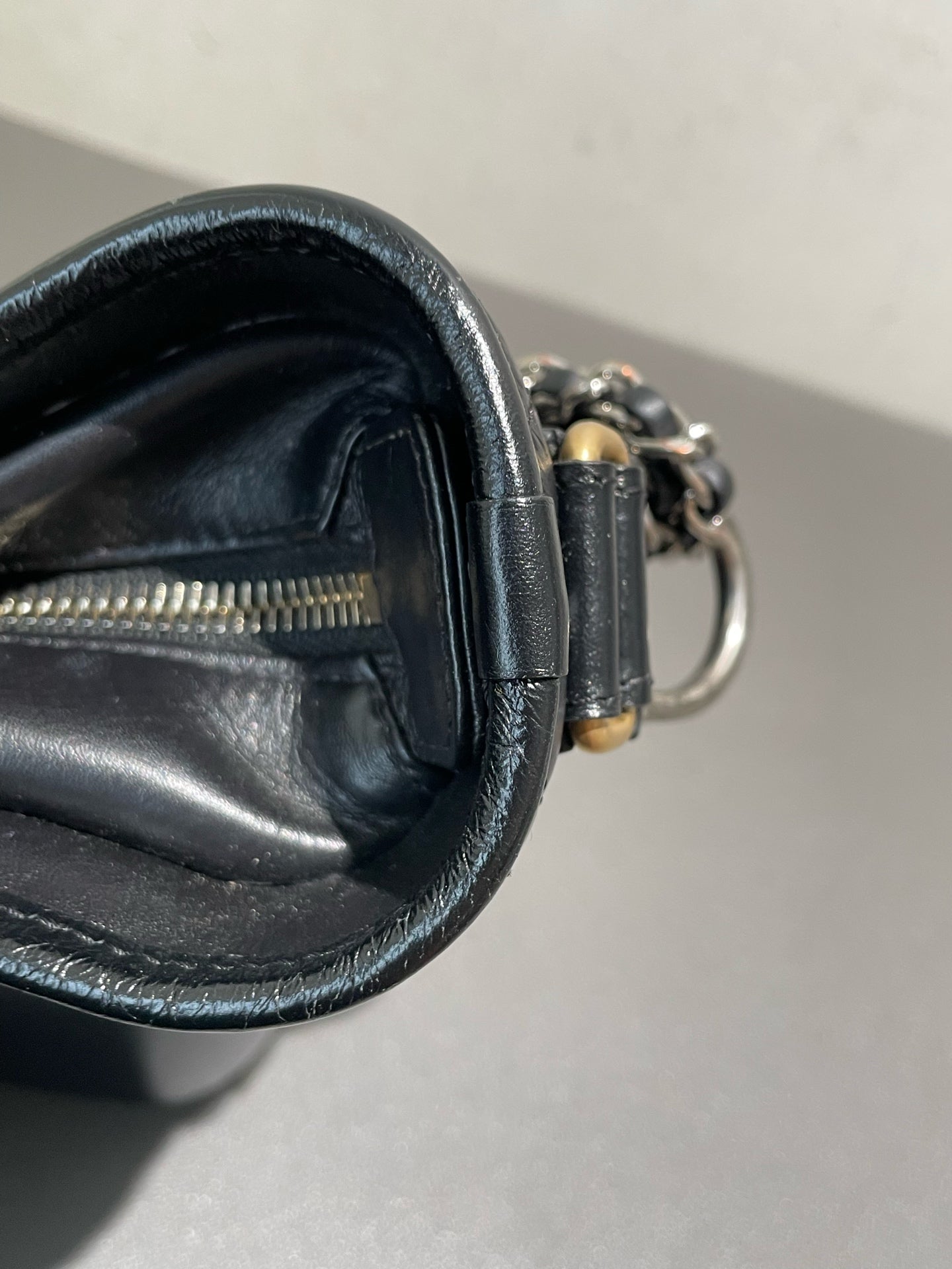 Chanel - Gab Bag (Hobo Bag) - Crumpled calfskin and smooth calfskin leather - Black - (Medium)