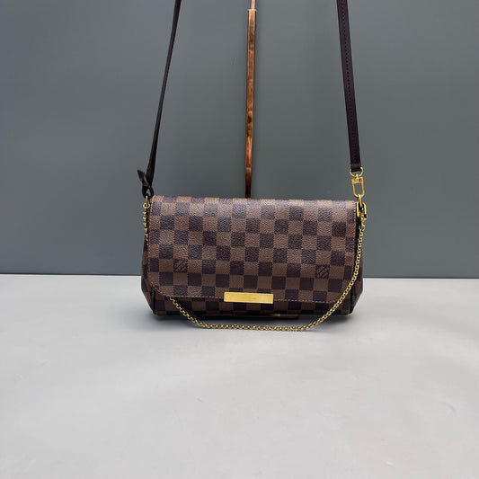 Louis Vuitton - Favorite - Damier Ebene coated canvas with cowhide leather trim and fabric lining - Brown - (small)