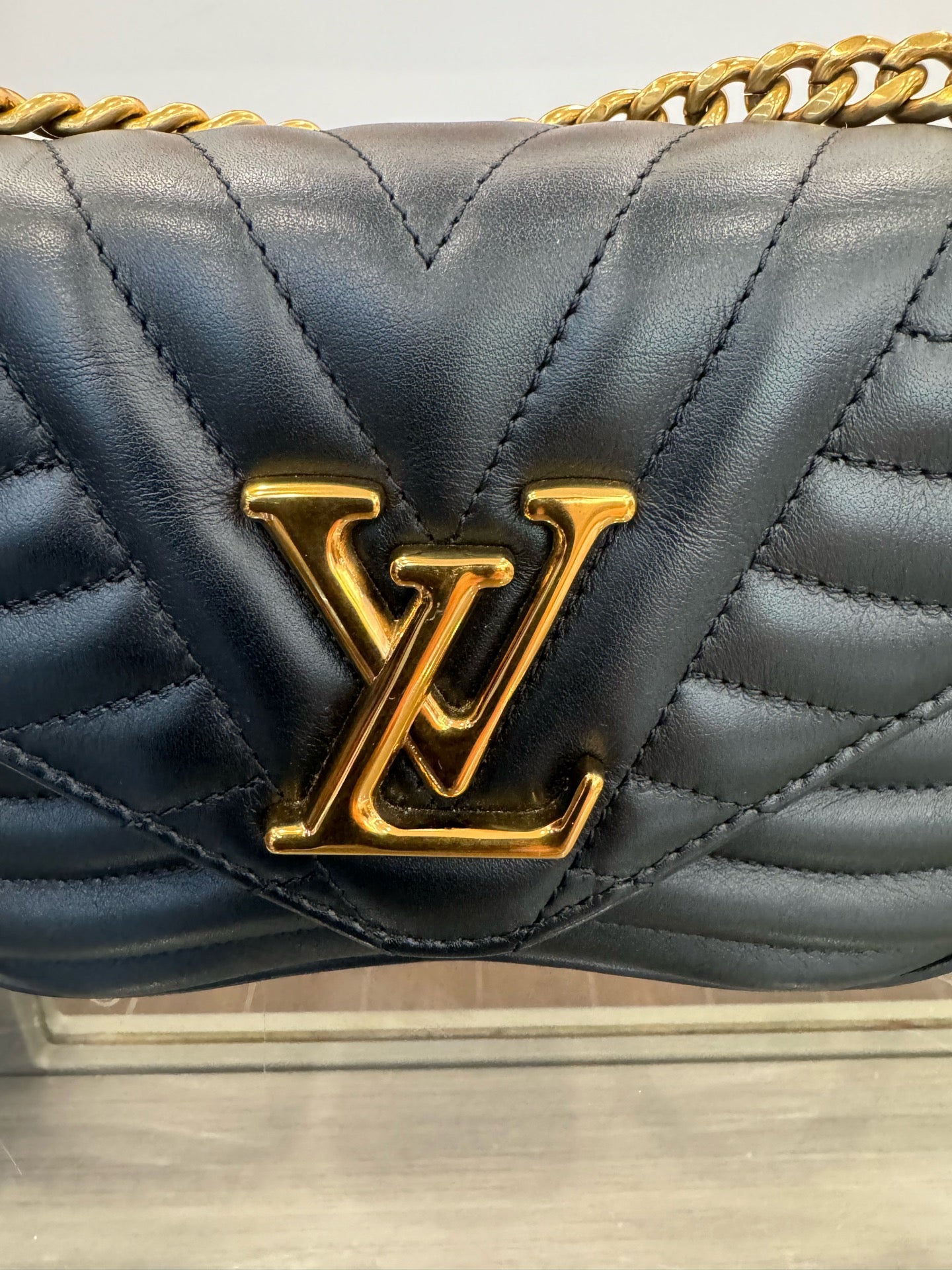 Louis Vuitton - New Wave - Calfskin leather - Black - (mini)