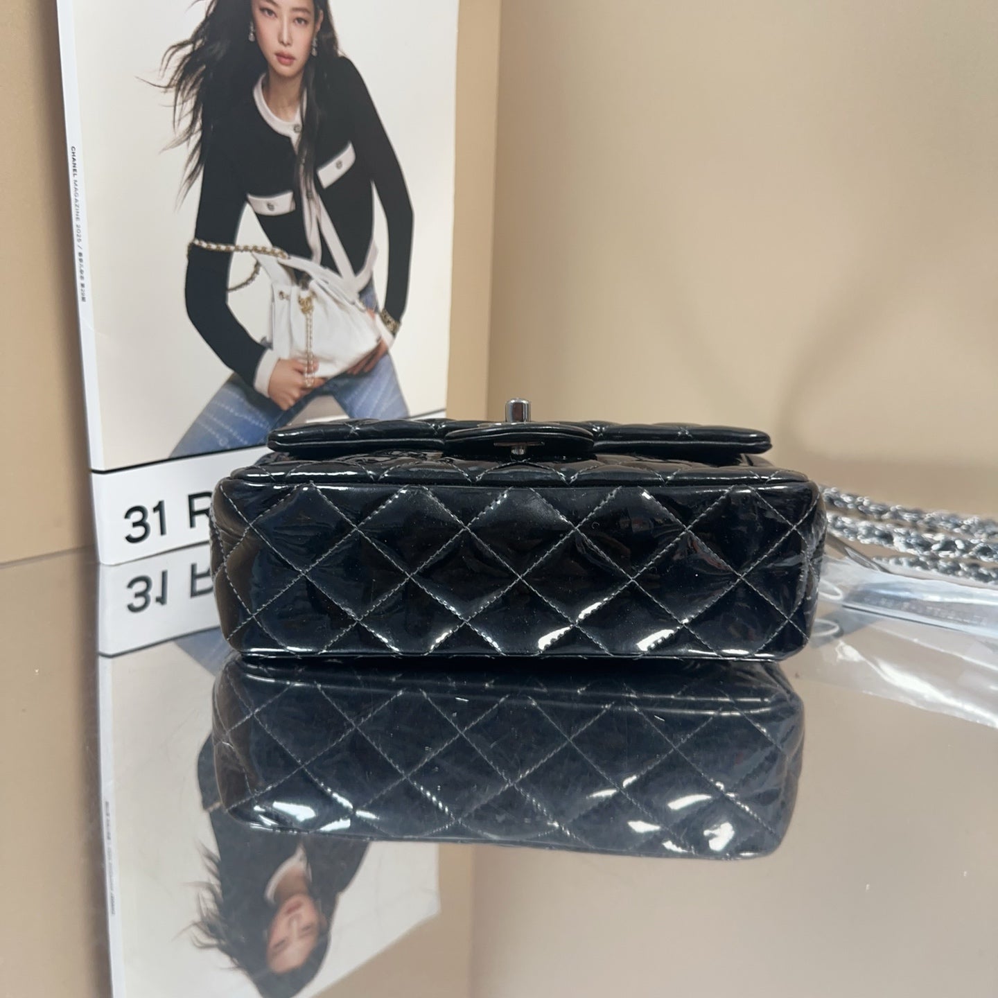 Chanel - Classic Flap Mini (Rectangular) - Patent leather - Black - (mini)