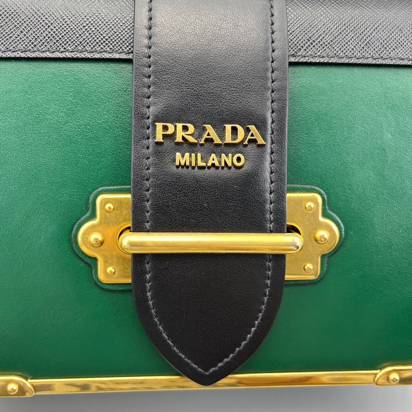 Prada - Cahier - Leather - Black and Green - (Small)