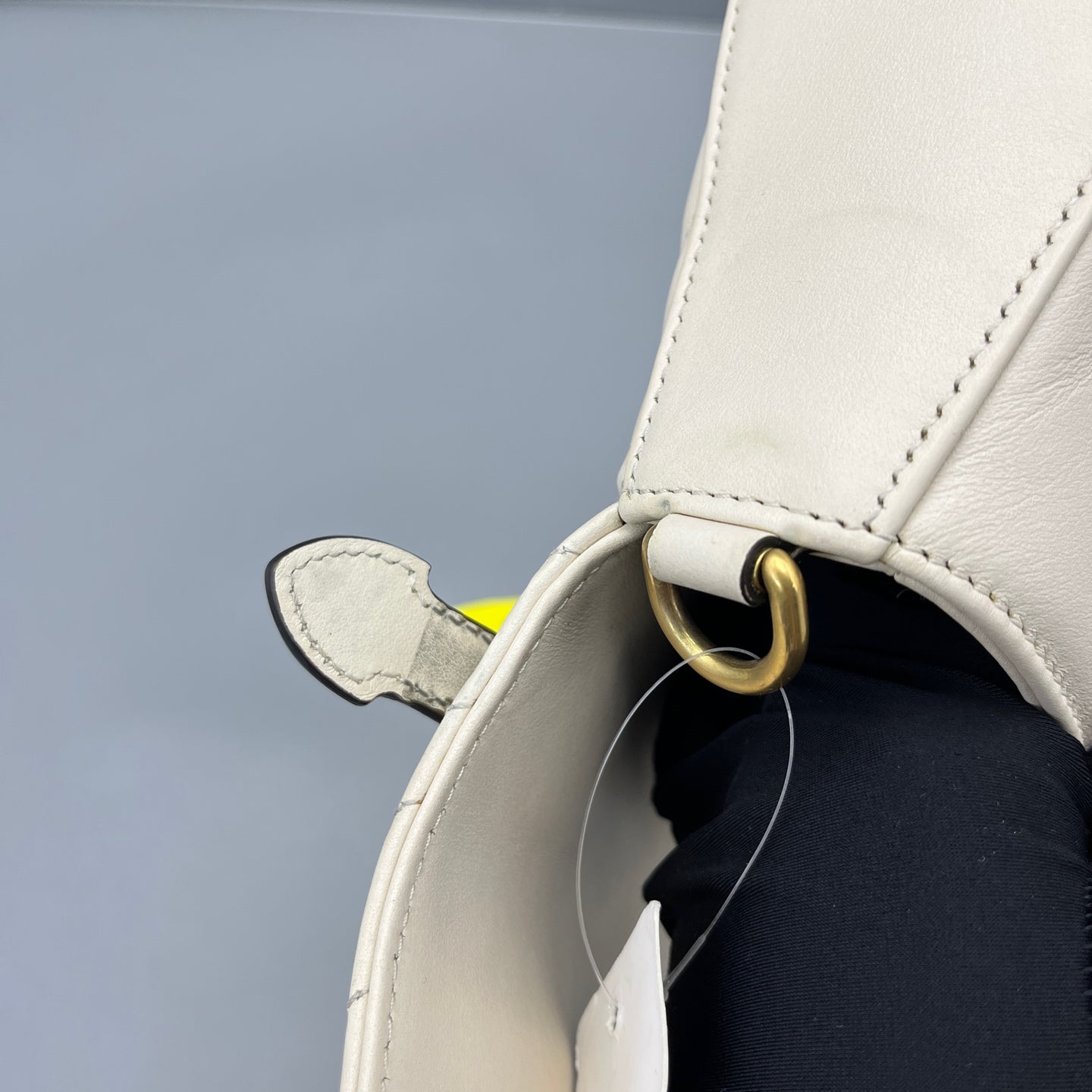 Gucci - GG Marmont Mini Messenger Bag - Leather - White - (mini)