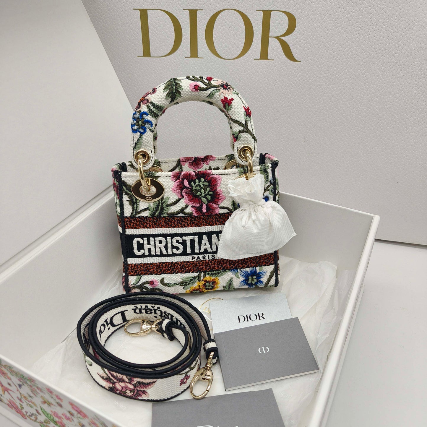 Dior - Lady D-Lite - Embroidered canvas - White with Multicolour embroidery - (Mini)