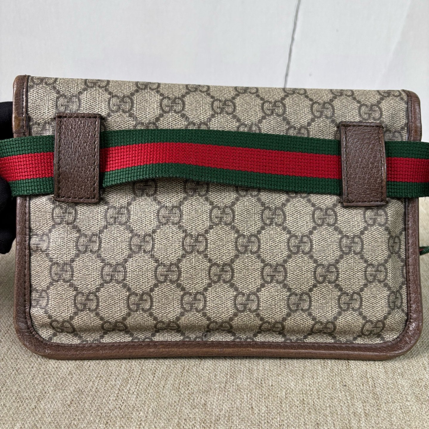 Gucci - Tiger Head Belt Bag 031 - GG Supreme canvas with leather trim - Beige and Brown with Red and Green Web Stripe - (mini)