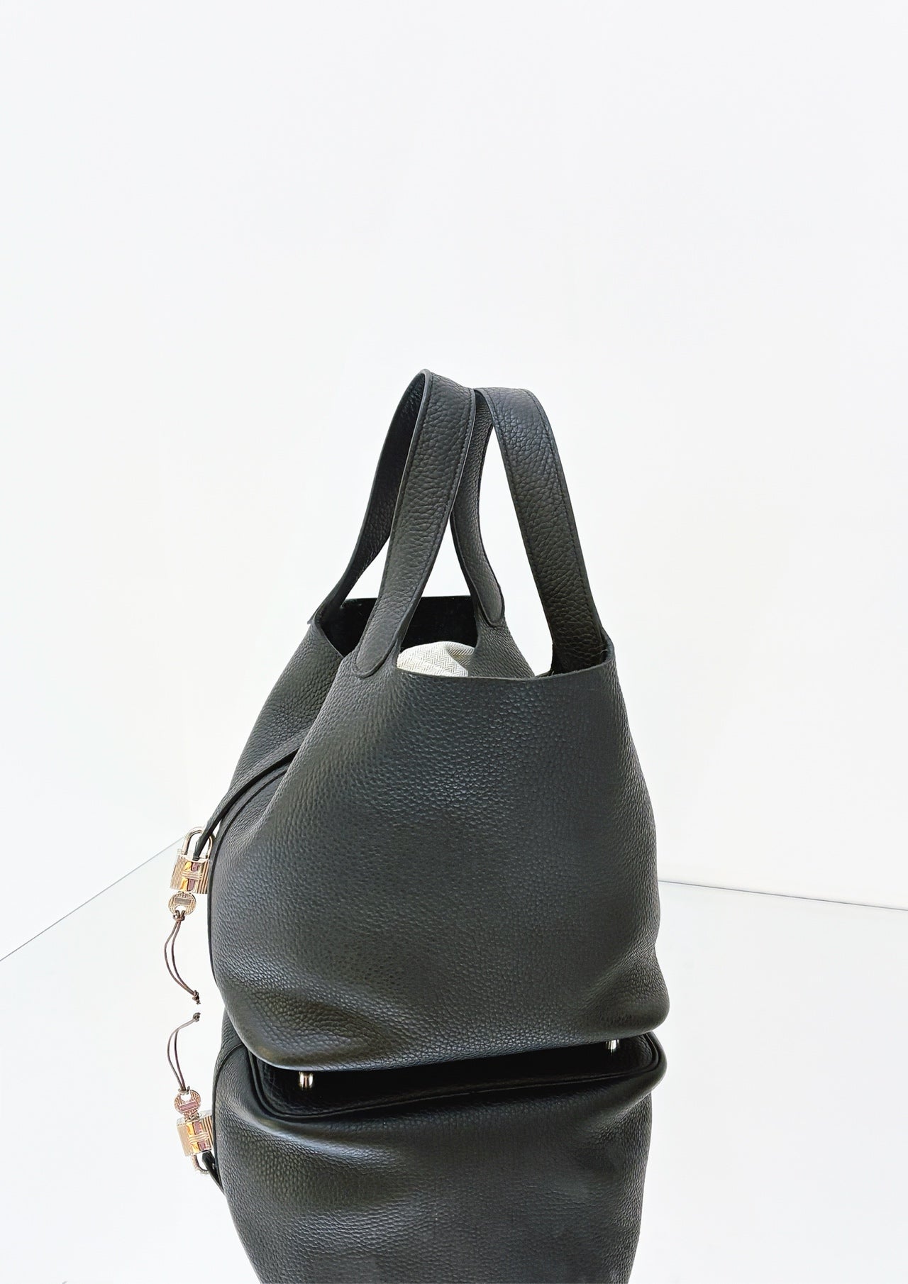 Hermès - Picotin Lock 22 - Leather - Black - (Large)