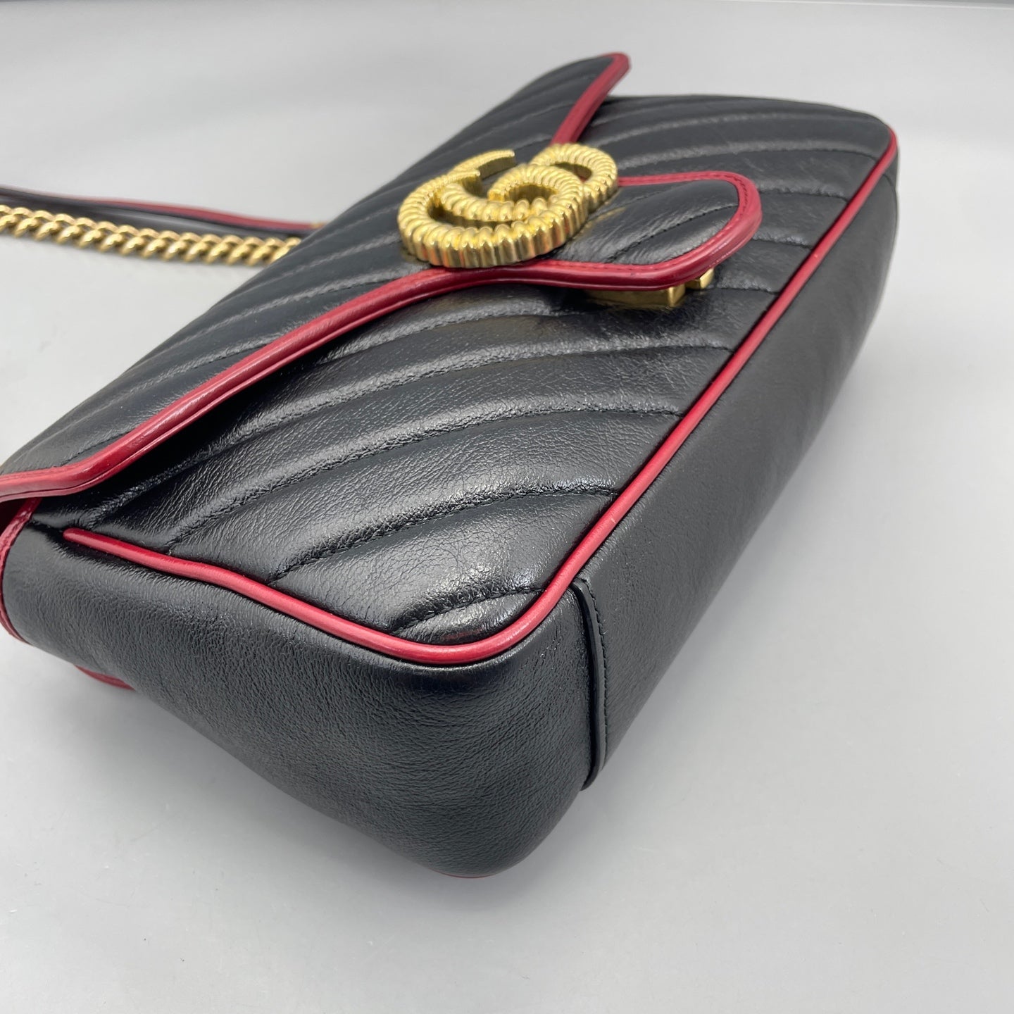 Gucci - GG Marmont Small Shoulder Bag - Leather - Black with Red Trim - (small)