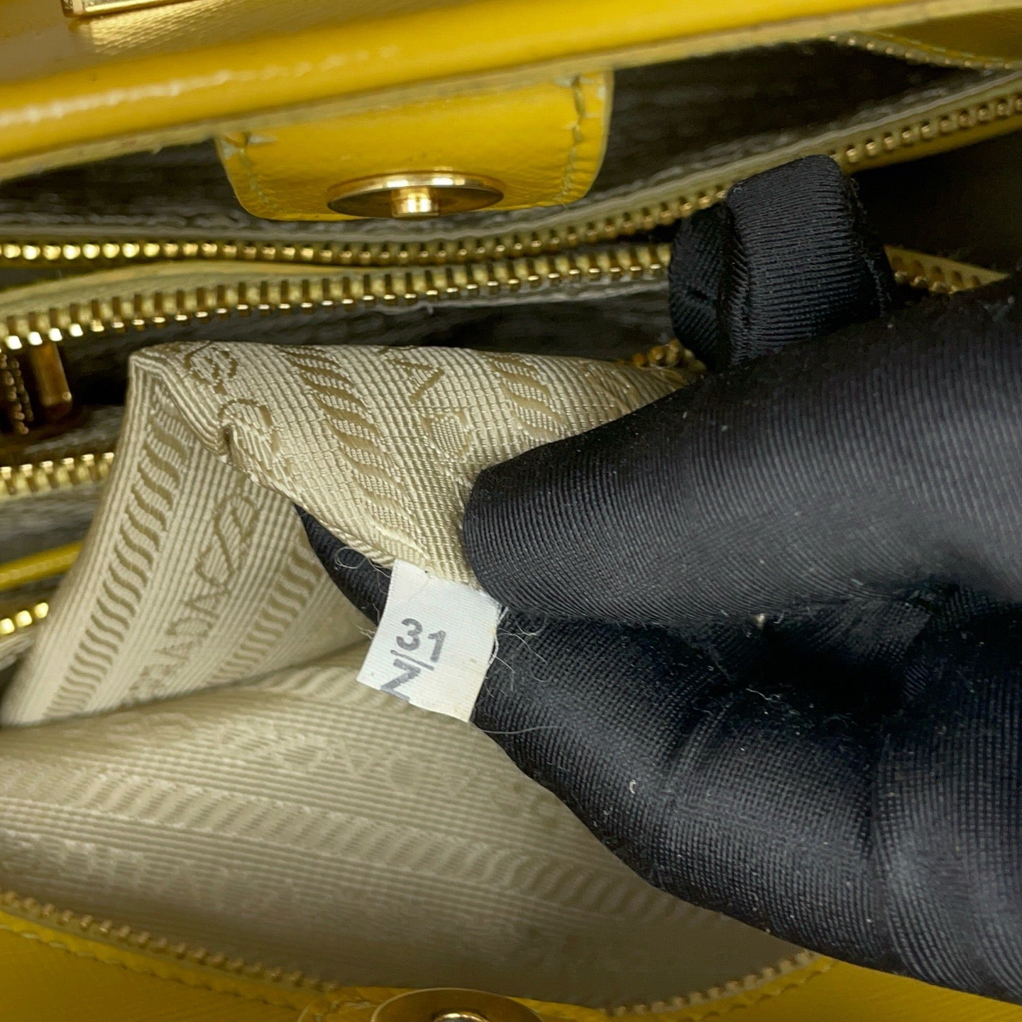 Prada - Saffiano Lux Dome Tote - Saffiano leather - Yellow - (medium)