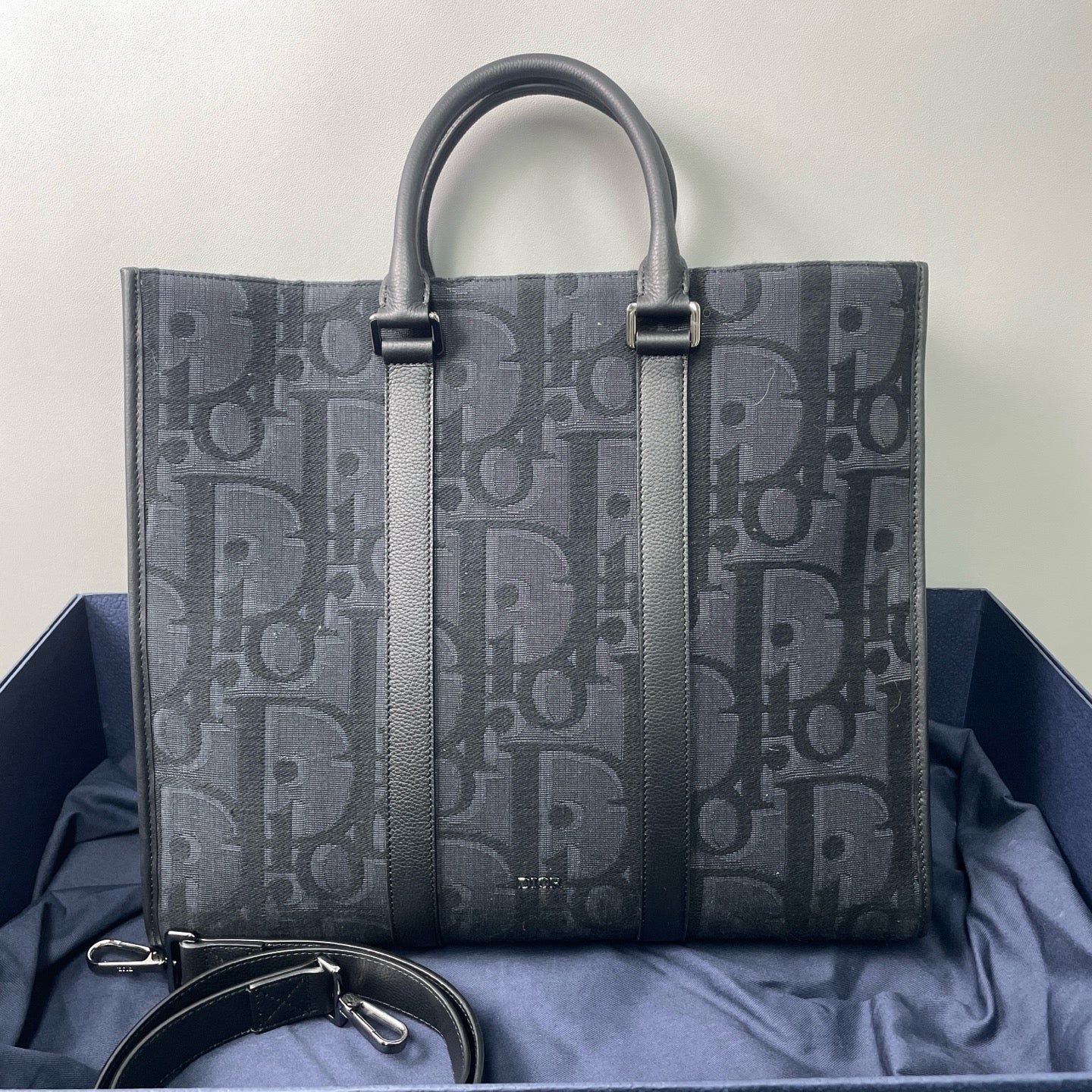 Dior - East-West Tote Bag - Dior Oblique jacquard canvas with leather trim - Black - (Large)