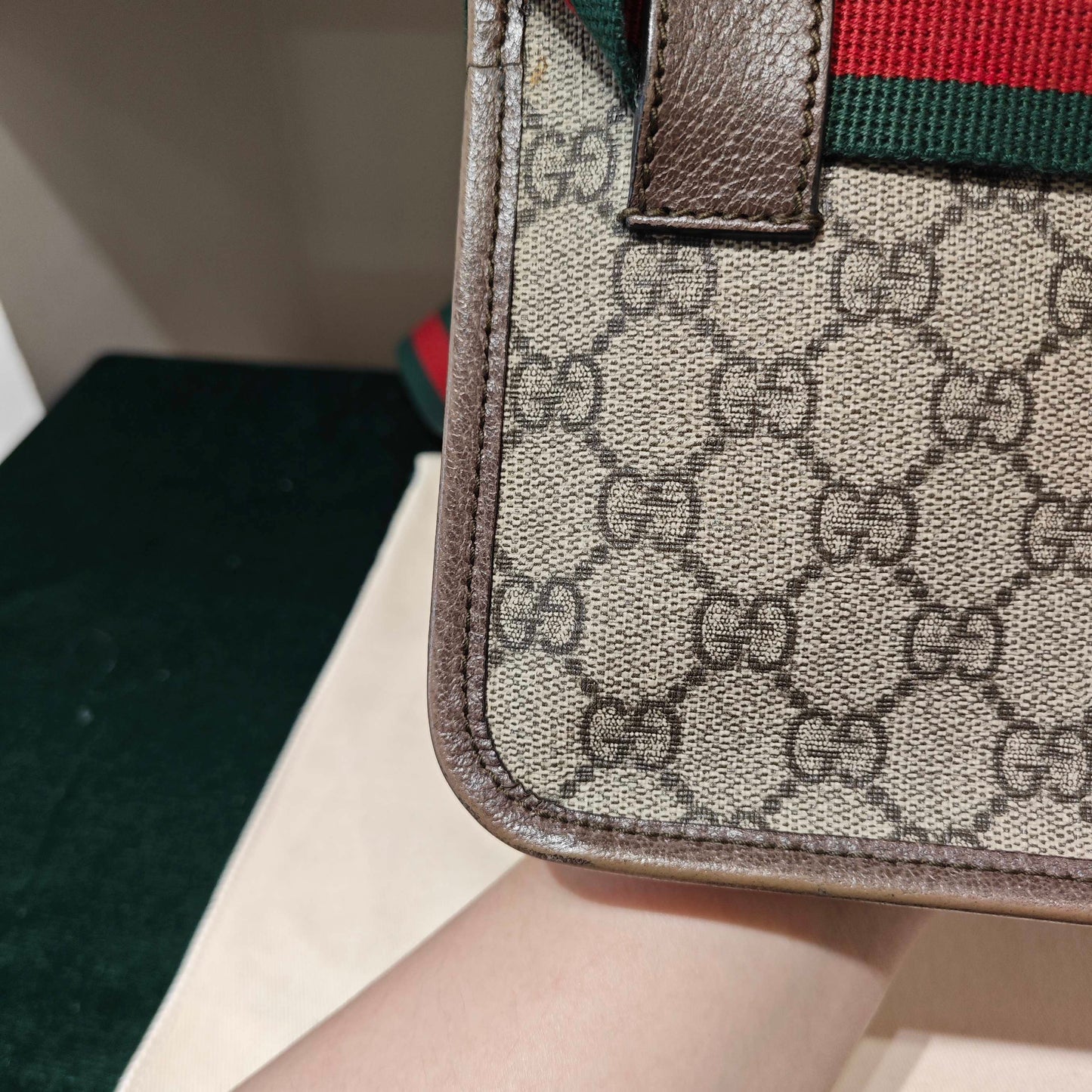 Gucci - Tiger Head Belt Bag - GG Supreme canvas with leather trim - Beige