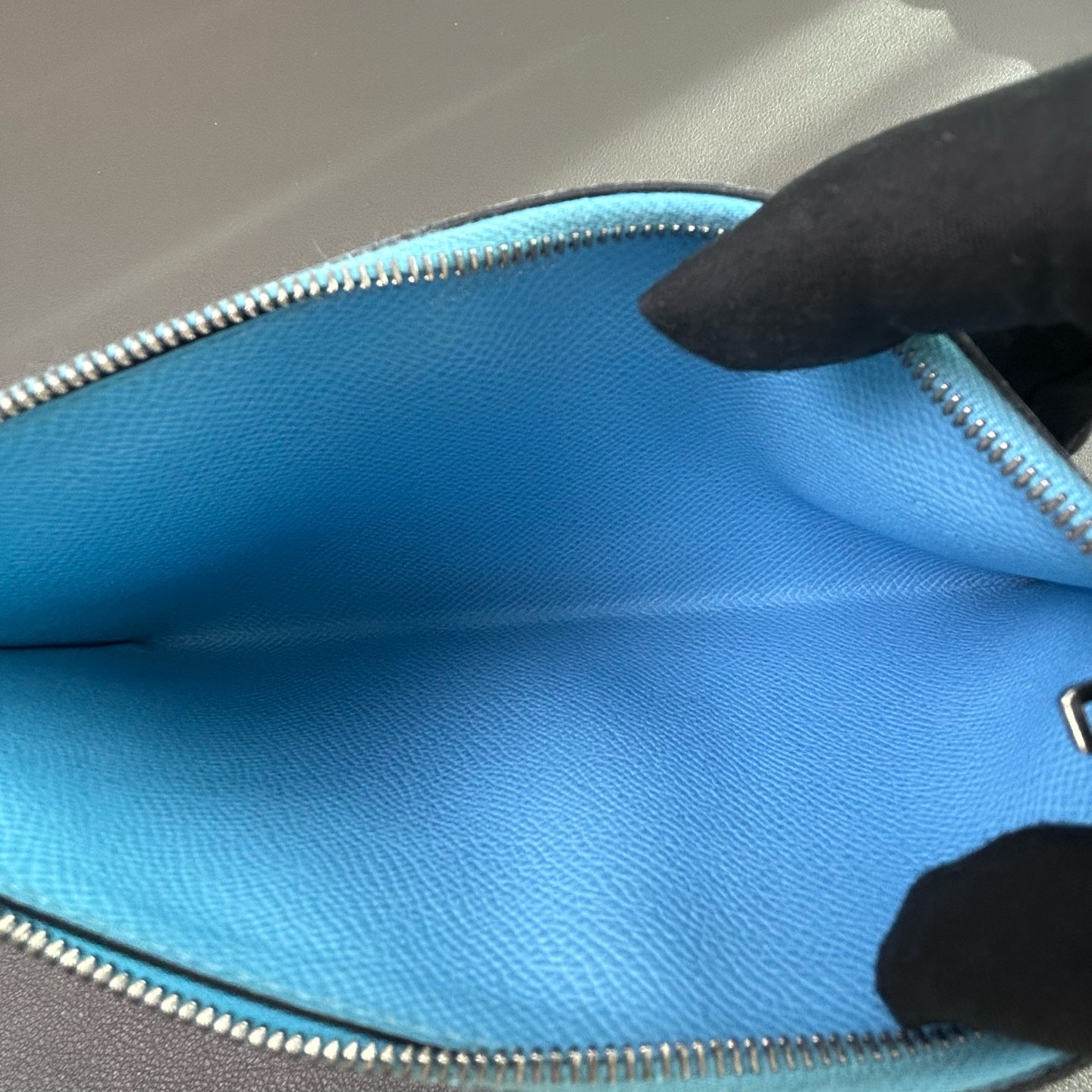 Hermès - Calvi MM Pochette - Epsom leather - Brown - (Medium)